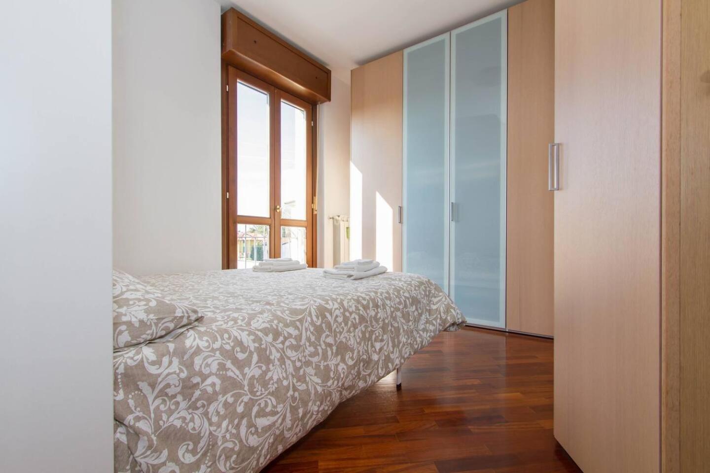 Two-Bedroom Apartment - Photo 17