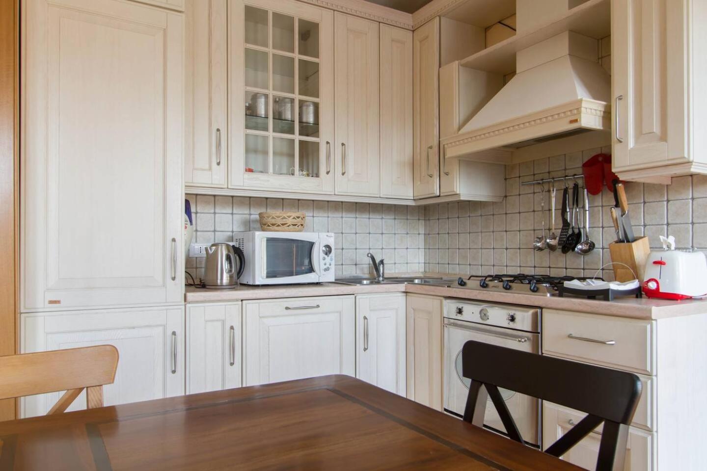 Two-Bedroom Apartment - Photo 12