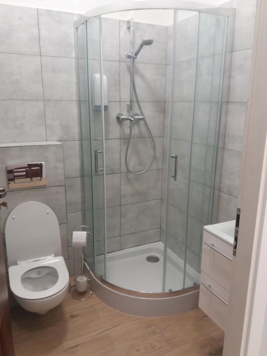 Double Room with Private Bathroom photo 3