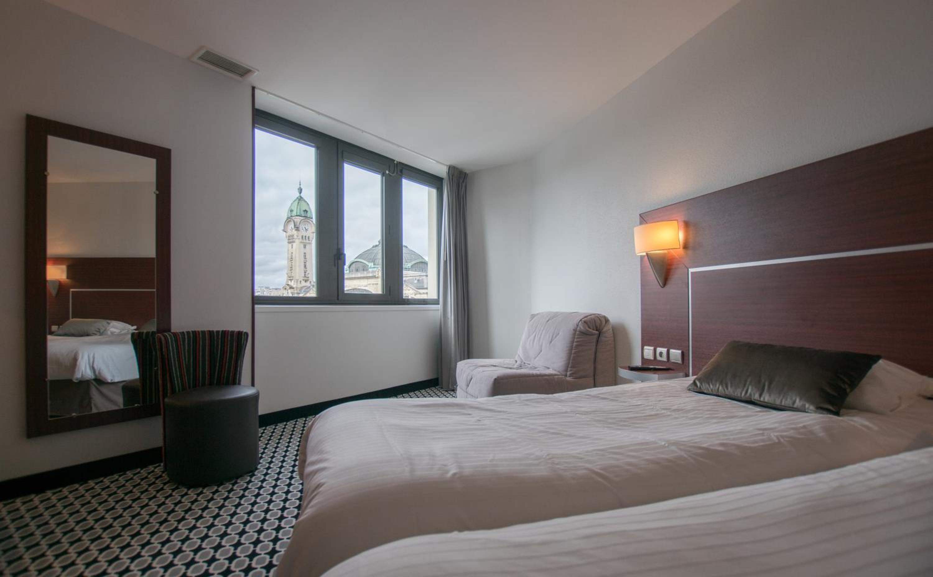 Standard Double Room - Photo 4