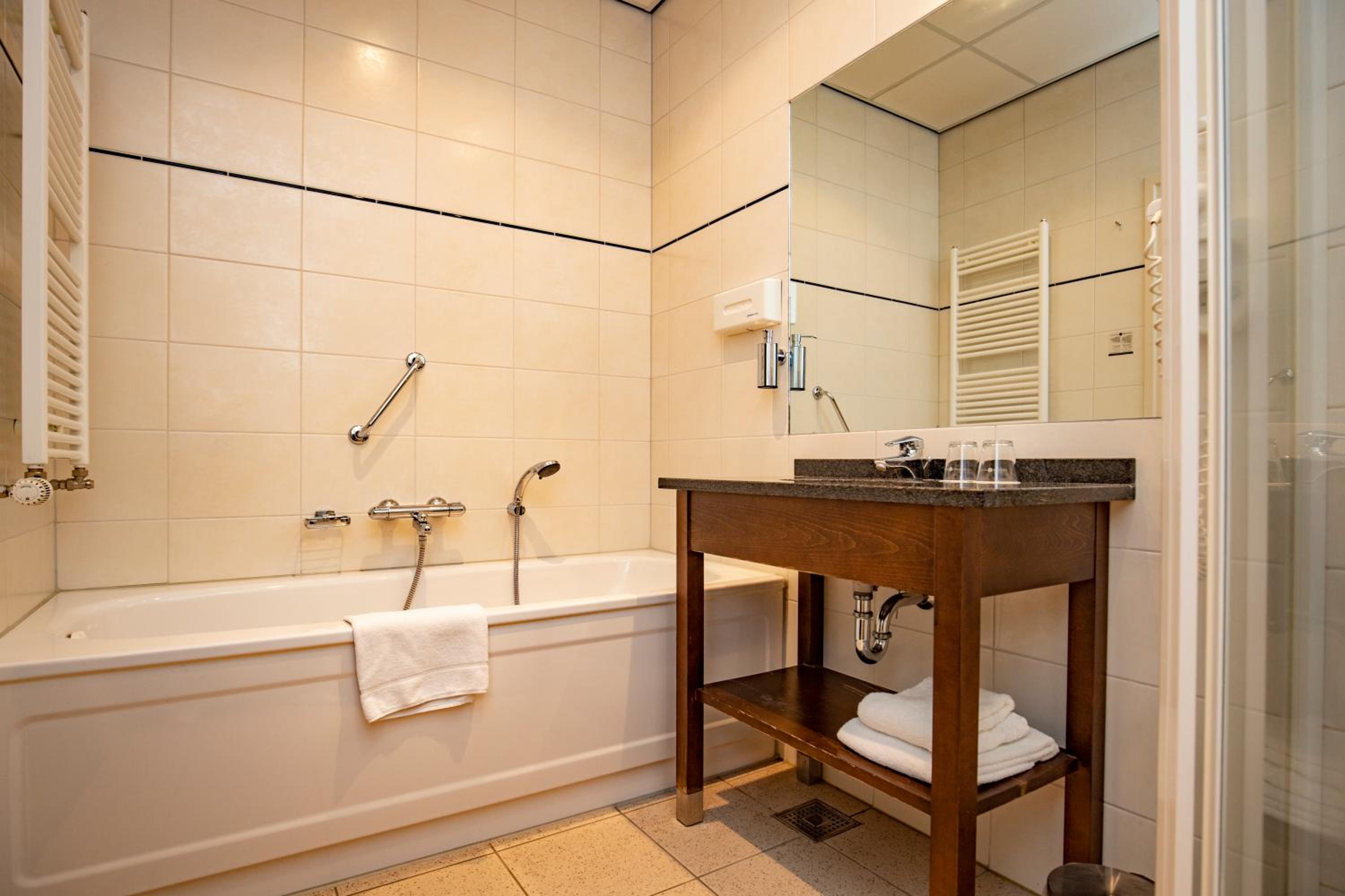 Luxury Double Room - Photo 3