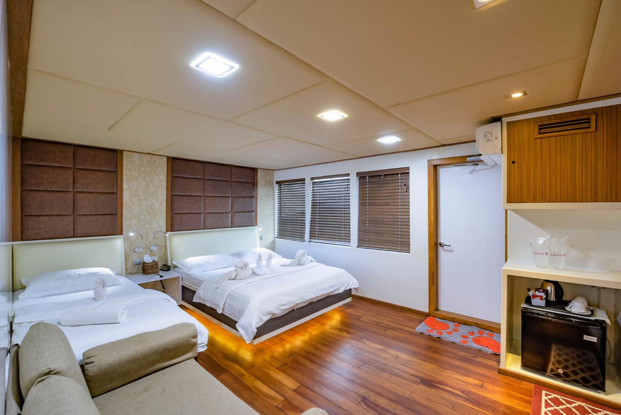 Deluxe Double Room with Sea View photo 3