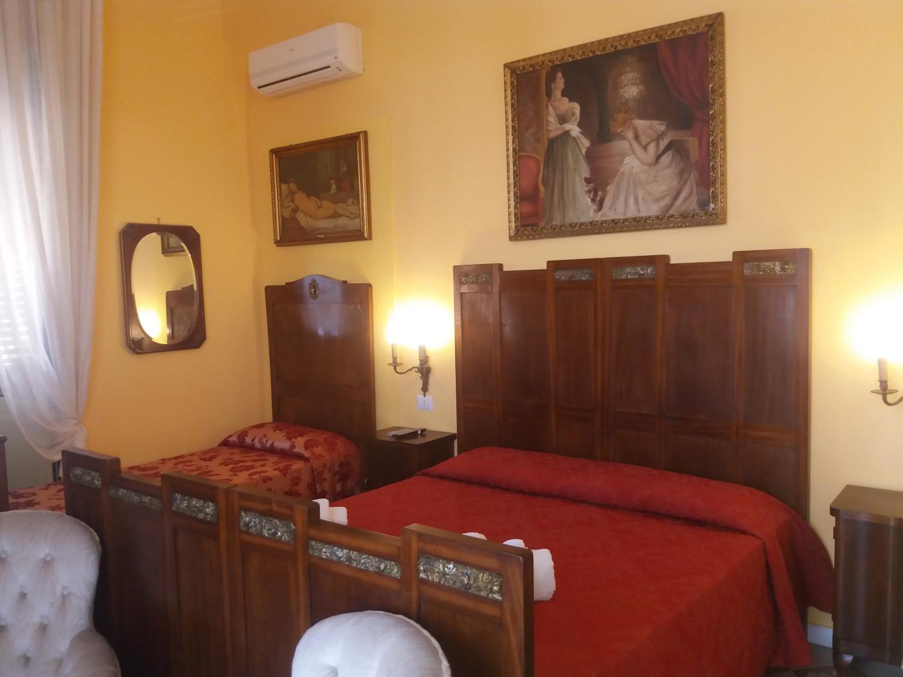 Superior Triple Room with Sea View and Balcony