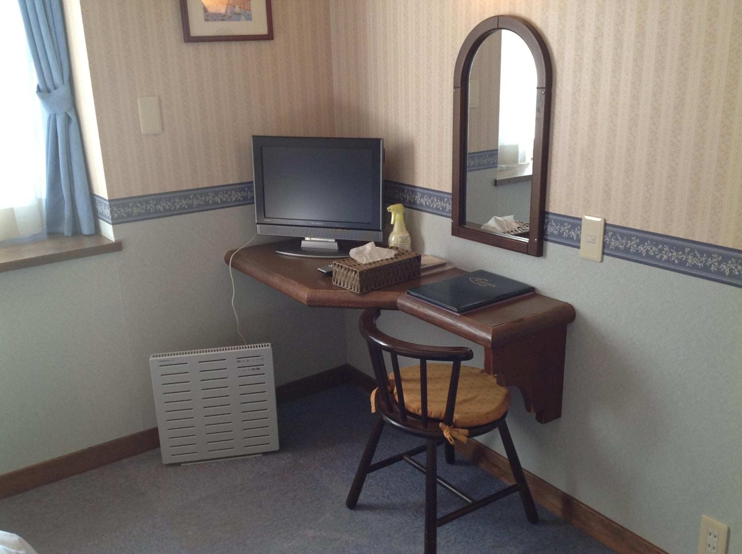 Double Room - Non-Smoking  photo 3