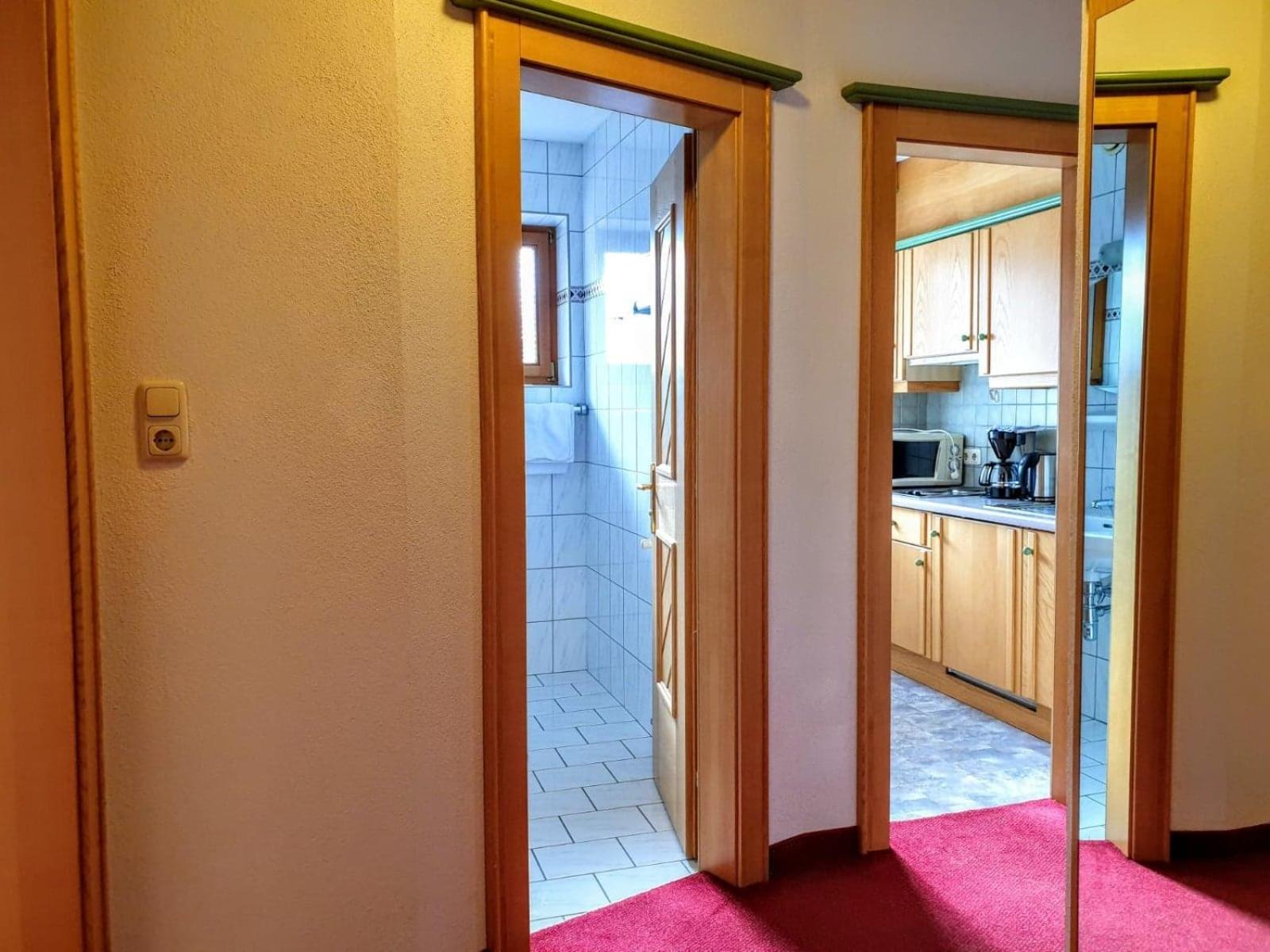 One-Bedroom Apartment - Photo 9