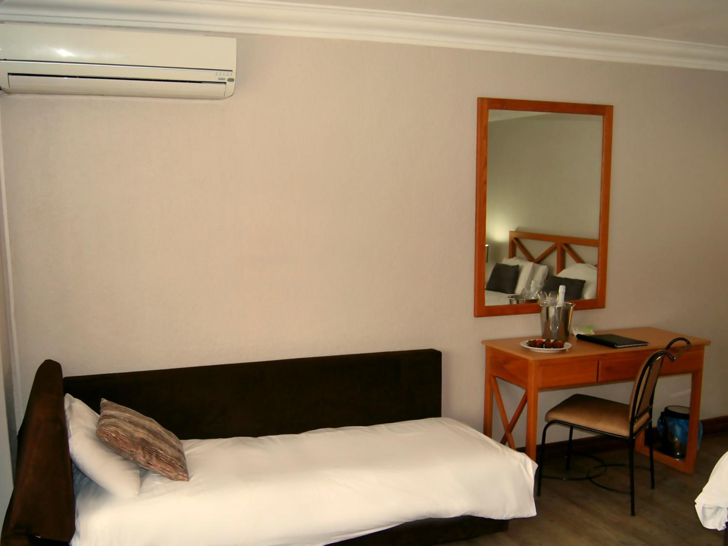 Standard Room - Photo 4