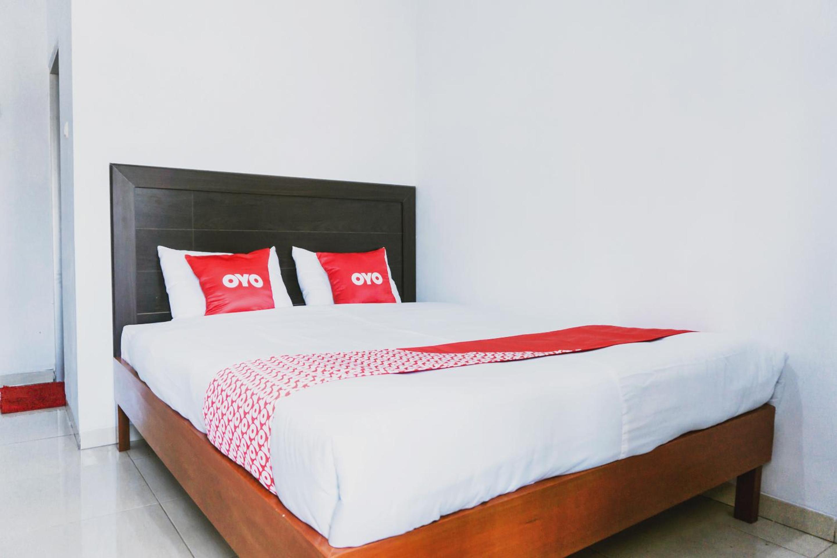 Deluxe Double Room - Photo 7