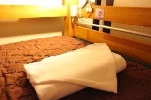 4-Bed Mixed Dormitory Room photo 1