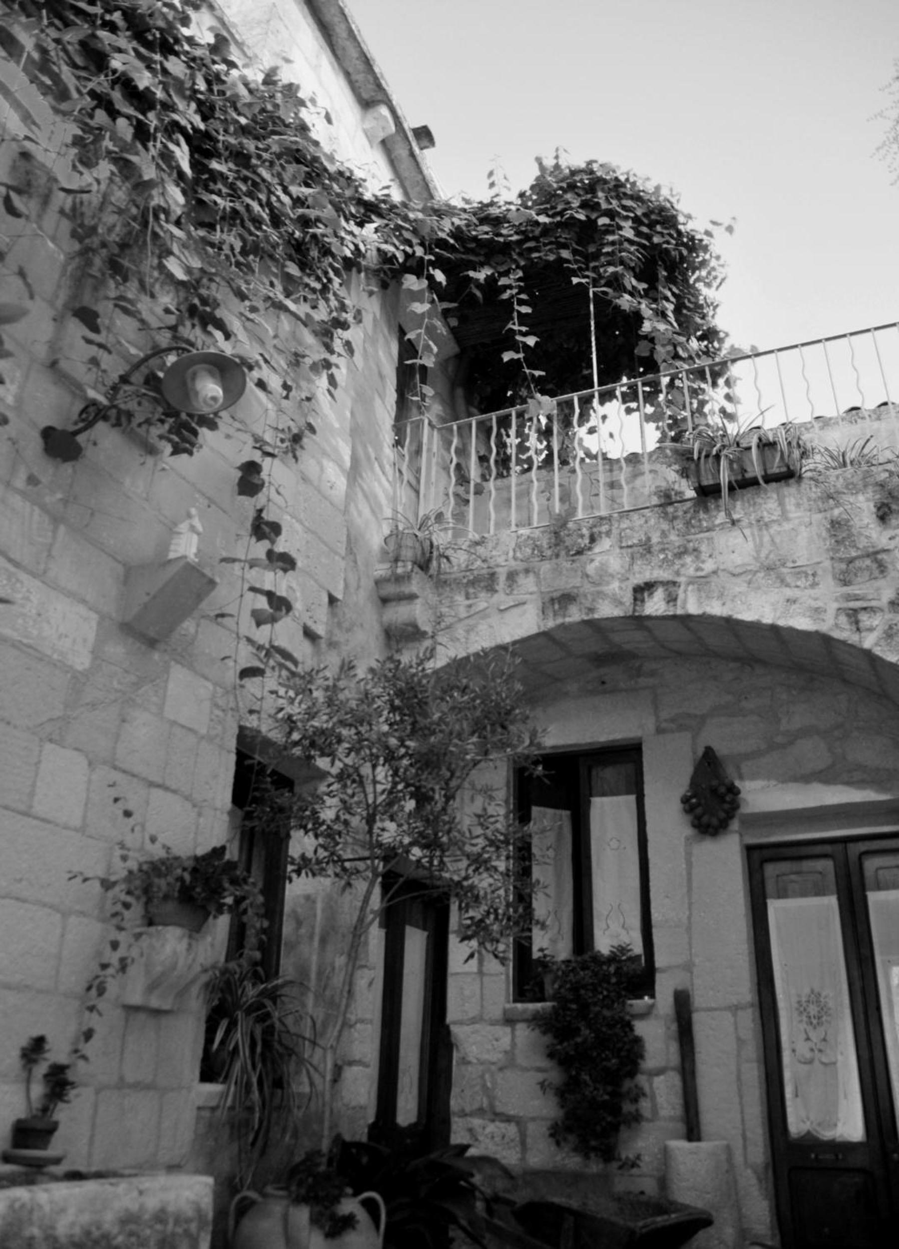 Double Room - Photo 14