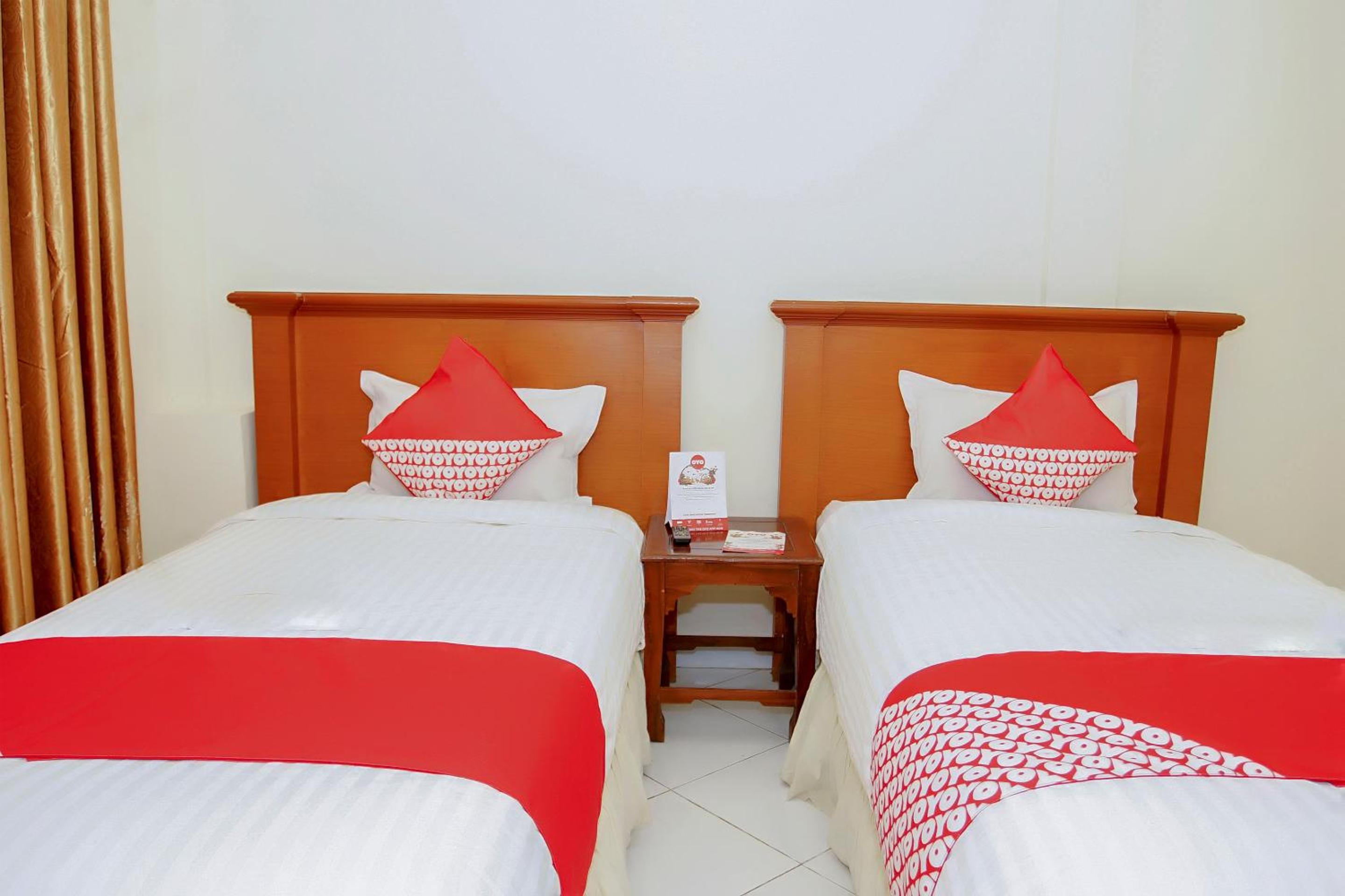 Deluxe Twin Room photo 3