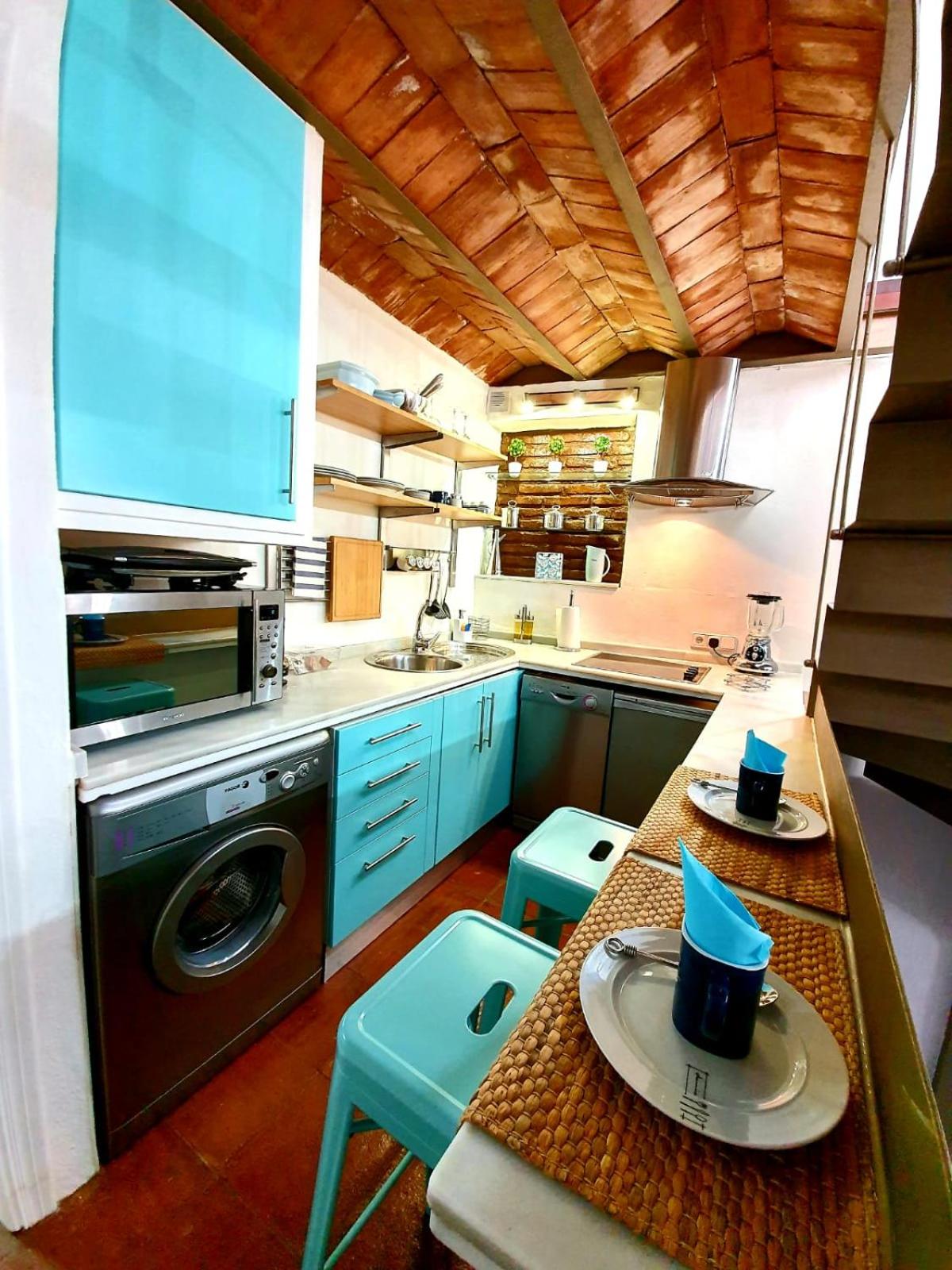 Two-Bedroom House - Photo 21