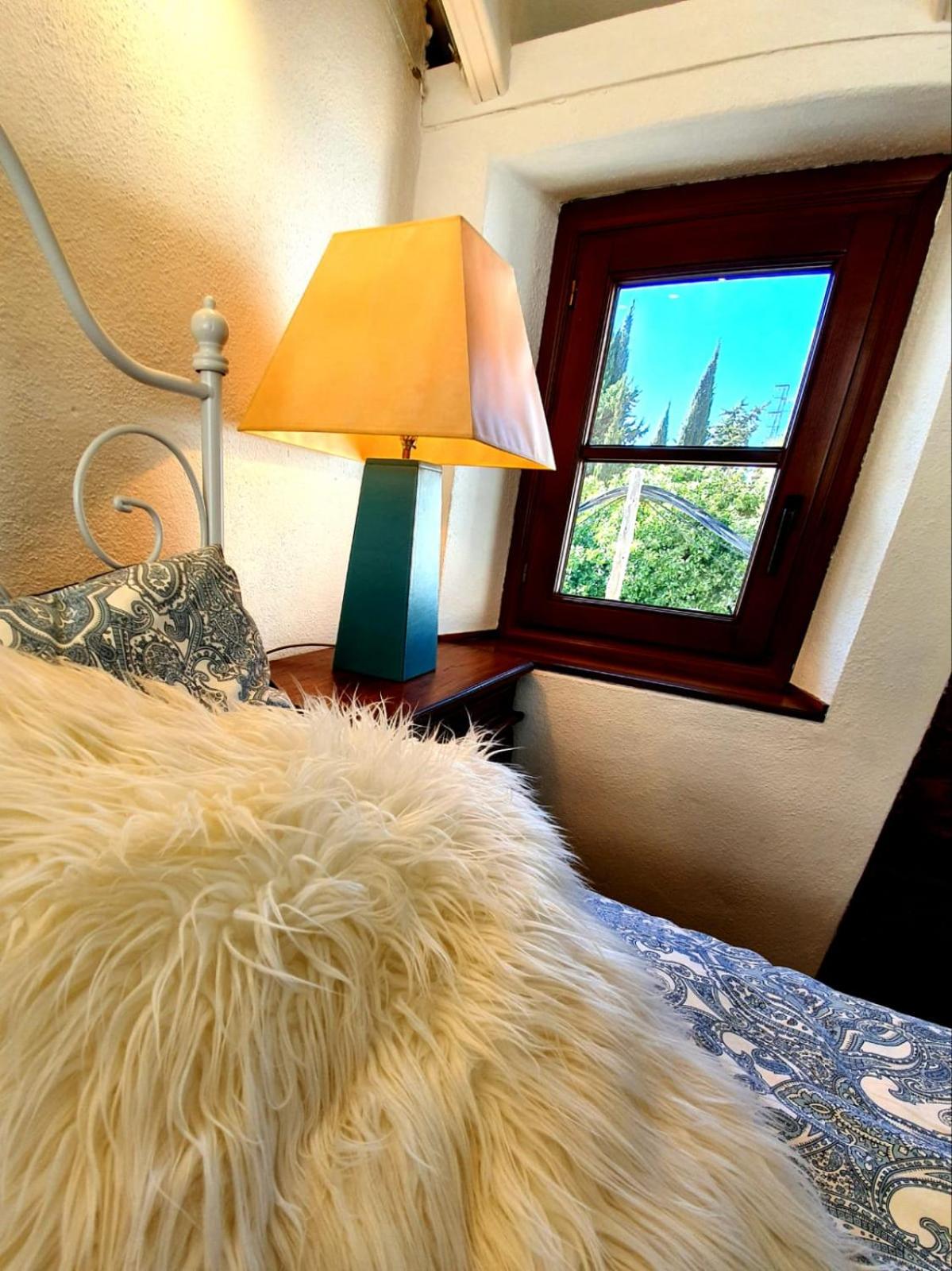 Two-Bedroom House - Photo 19