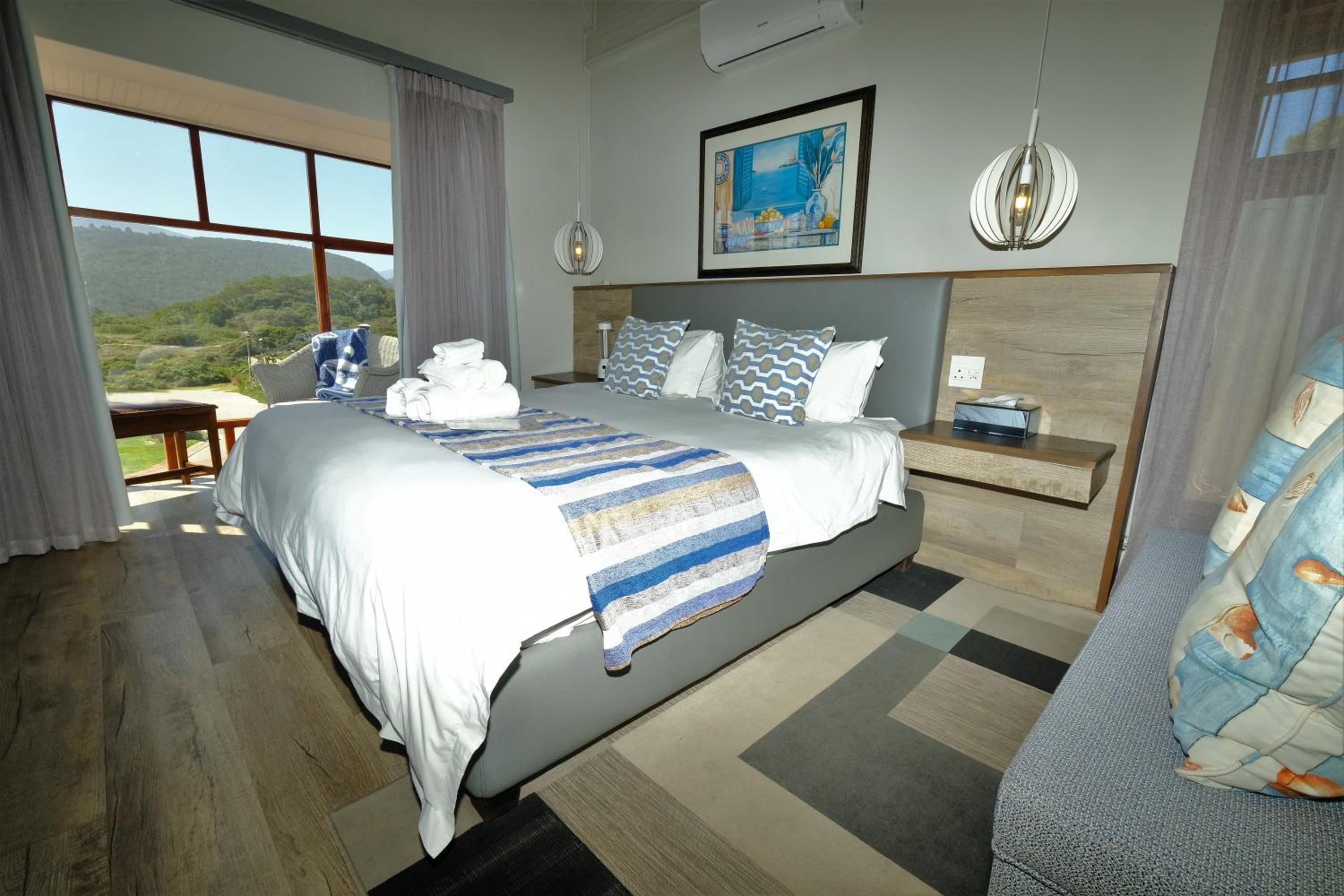 Luxury Mountain Room - Photo 1