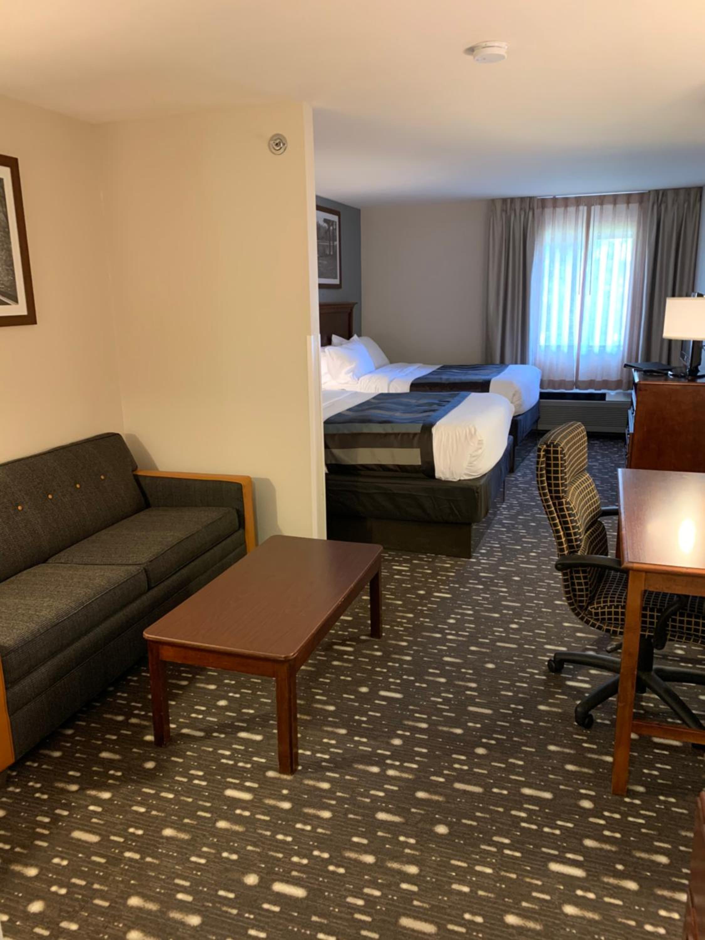 Studio Suite with Two Queen Beds - Non-Smoking - Photo 1