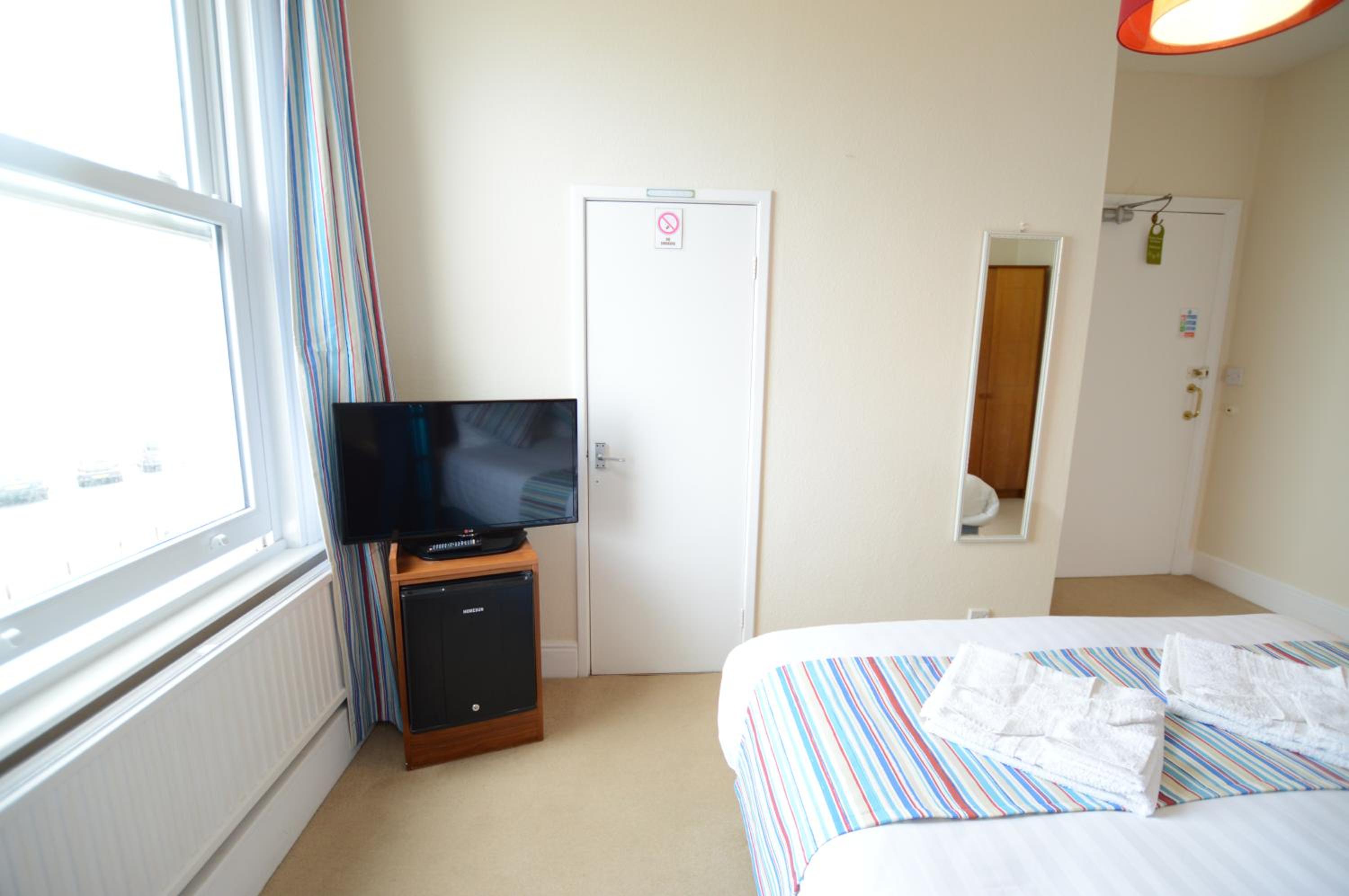 Deluxe Double Room with Sea View photo 2