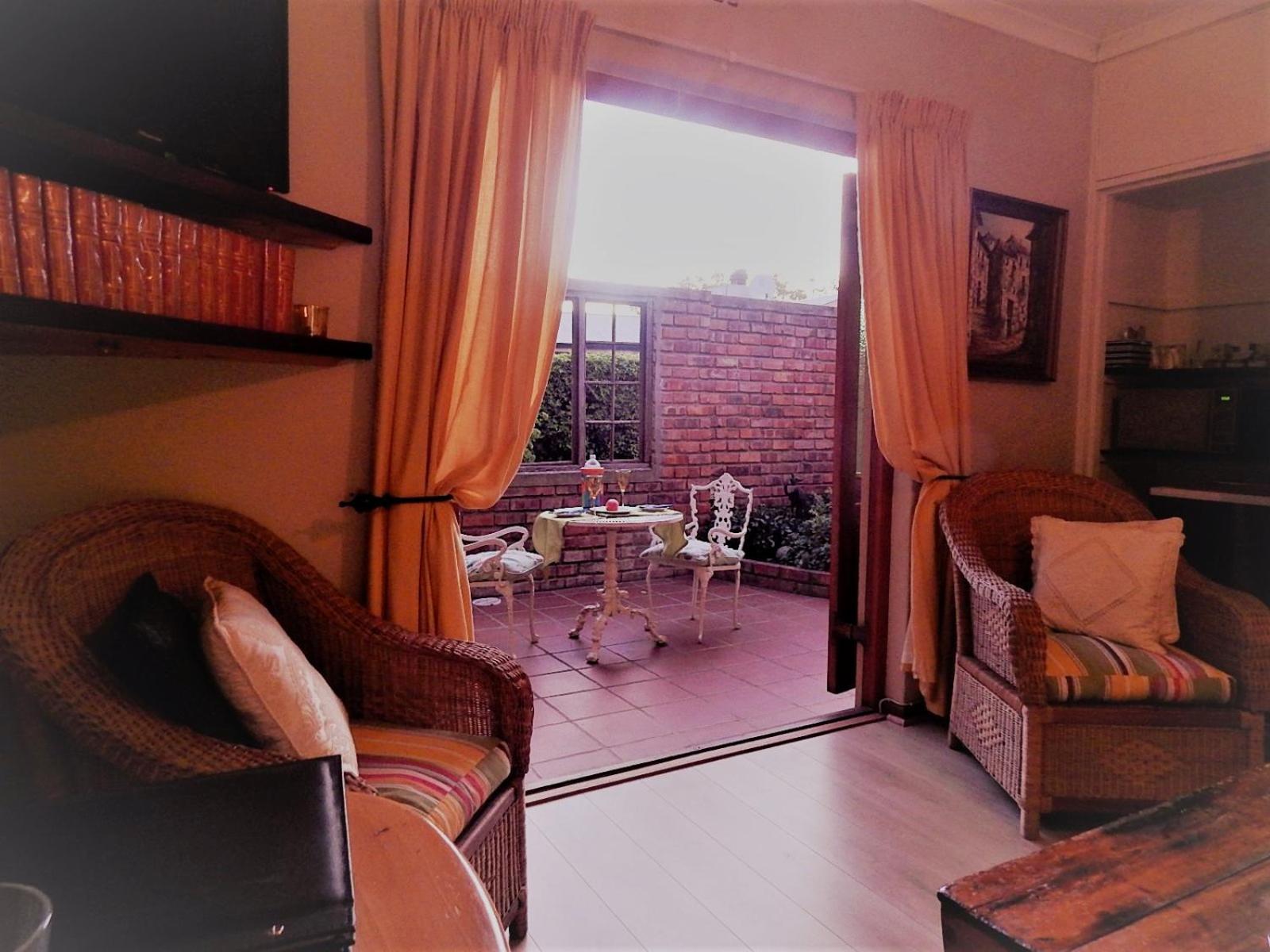 Double Room with Patio photo 3