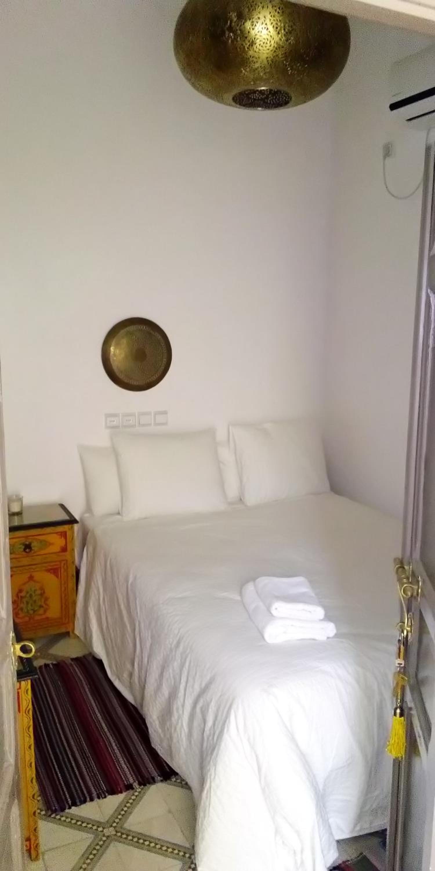 Budget Double Room - Photo 3