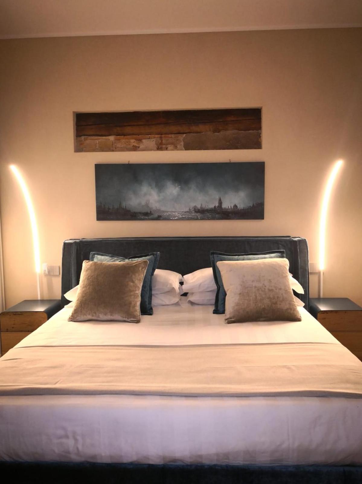 Executive Suite with Canal View photo 1