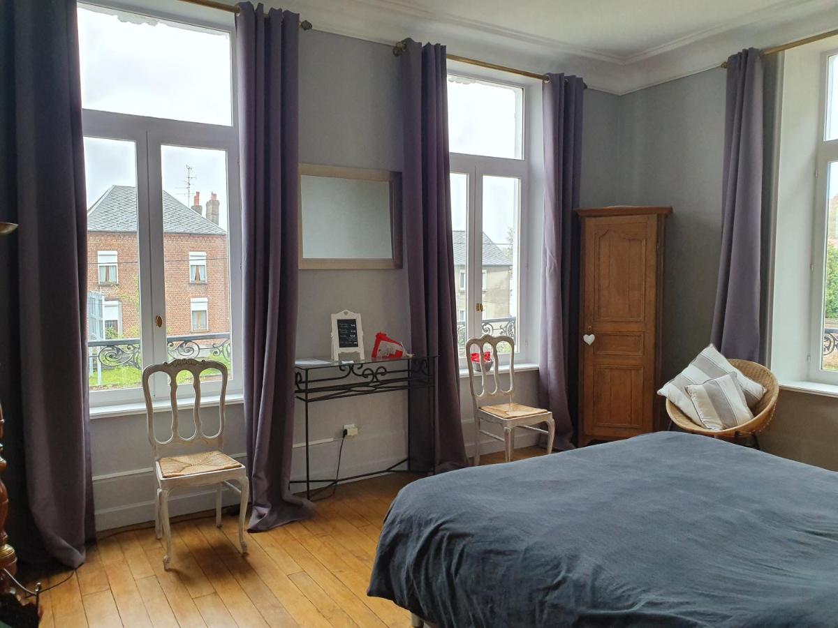 Double Room with Private Bathroom - Photo 10