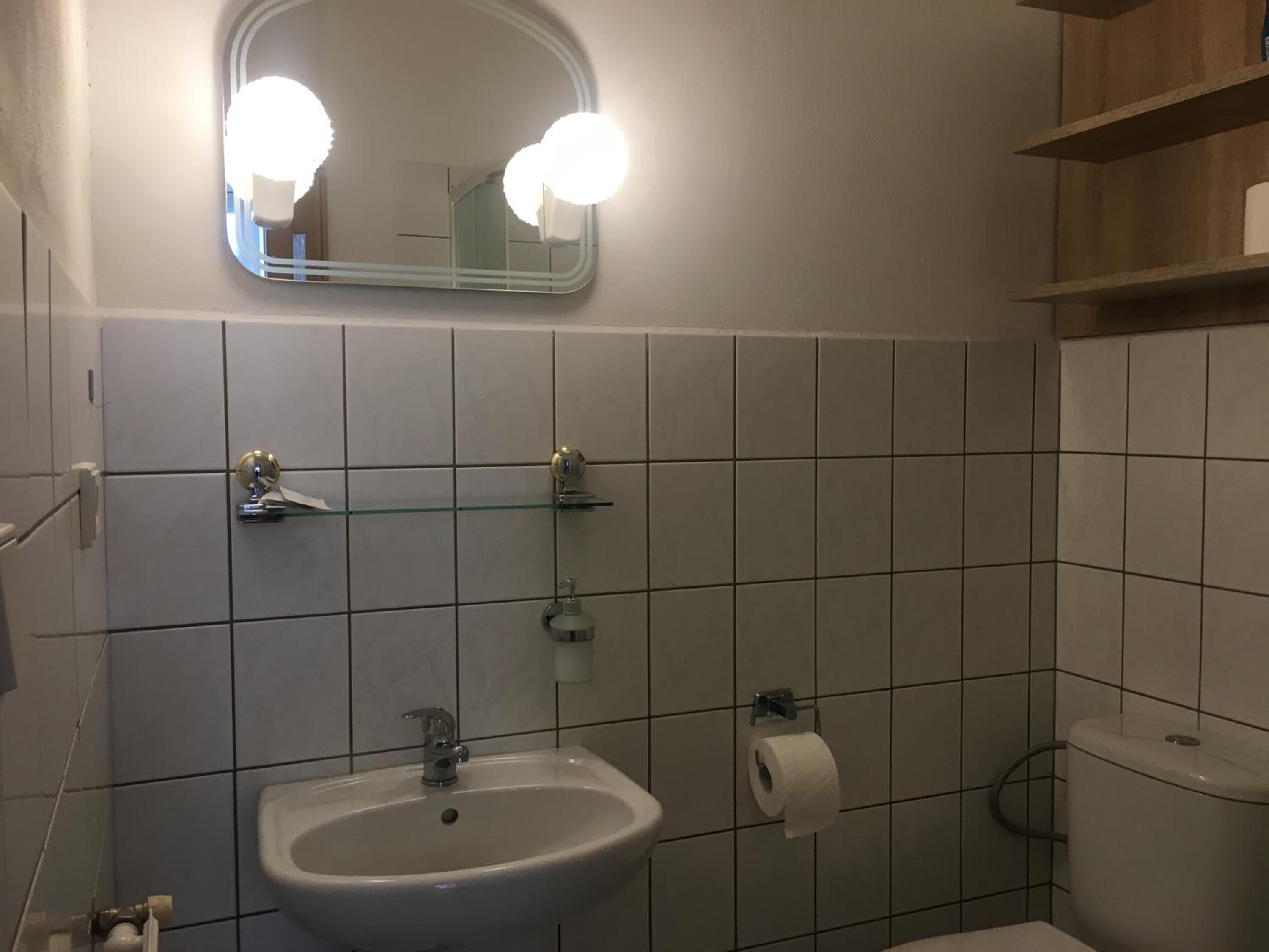 Standard Twin Room photo 3