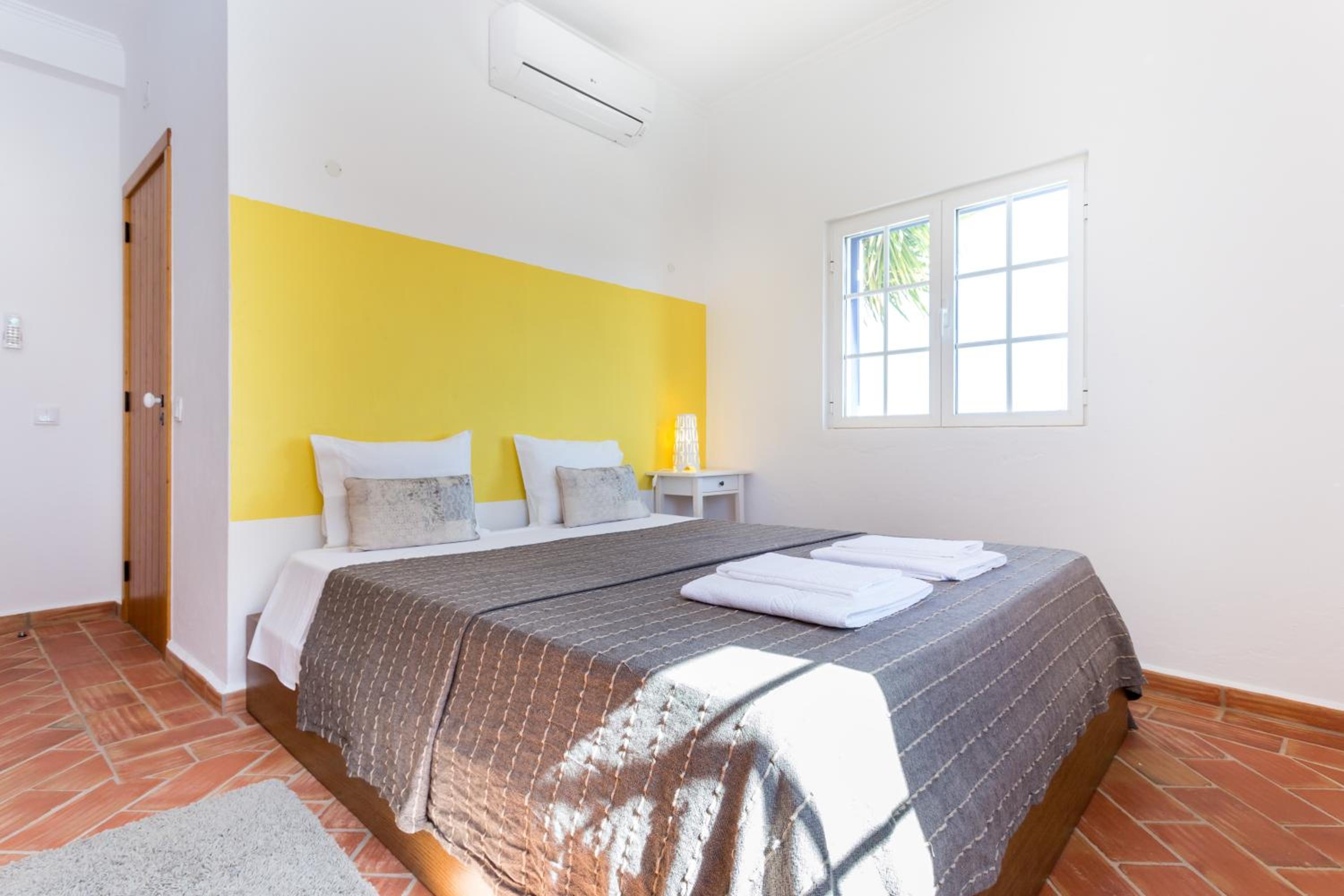 Double Room - Photo 21