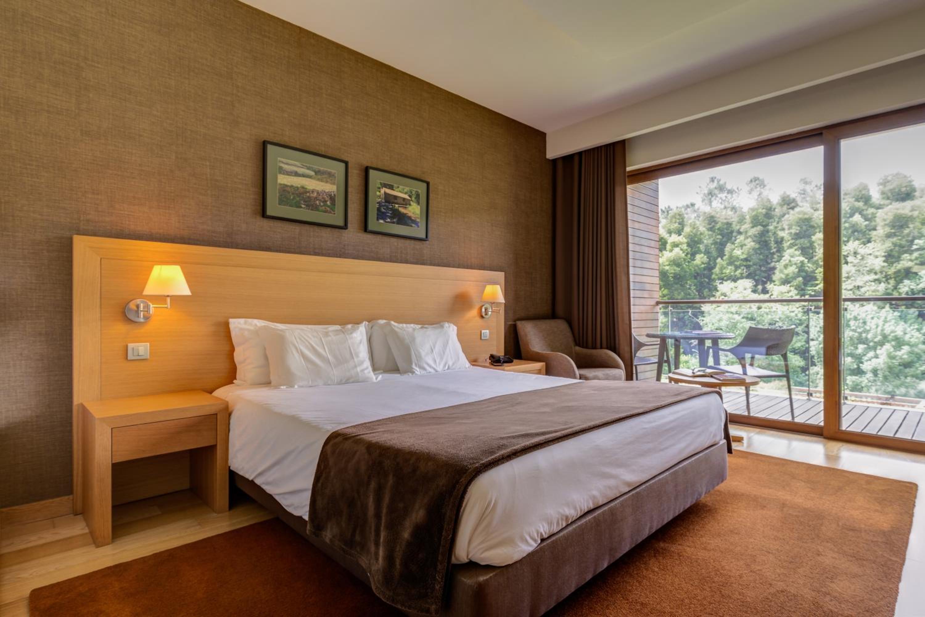 Double Room with River View - Photo 15