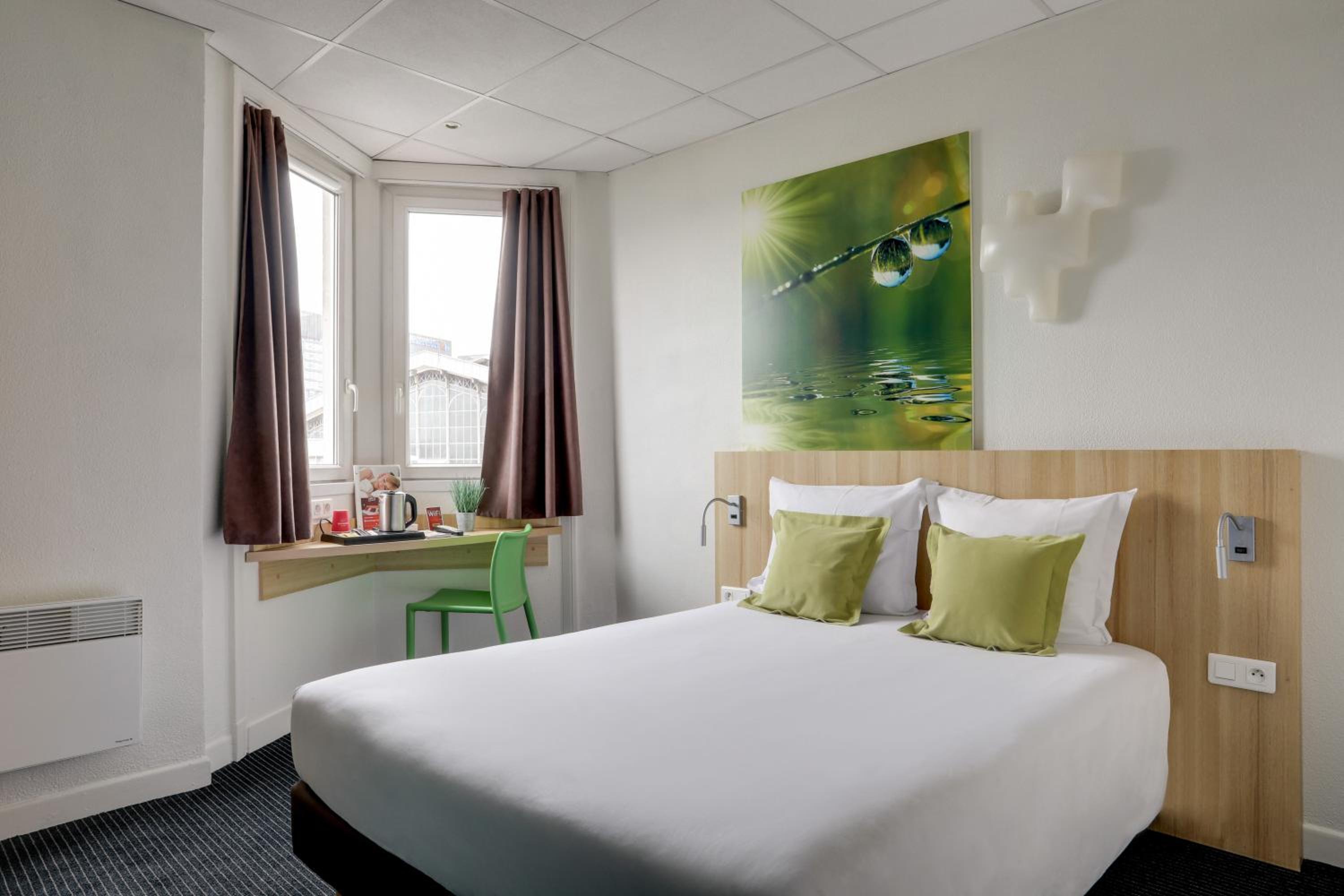 Double Room - Photo 9