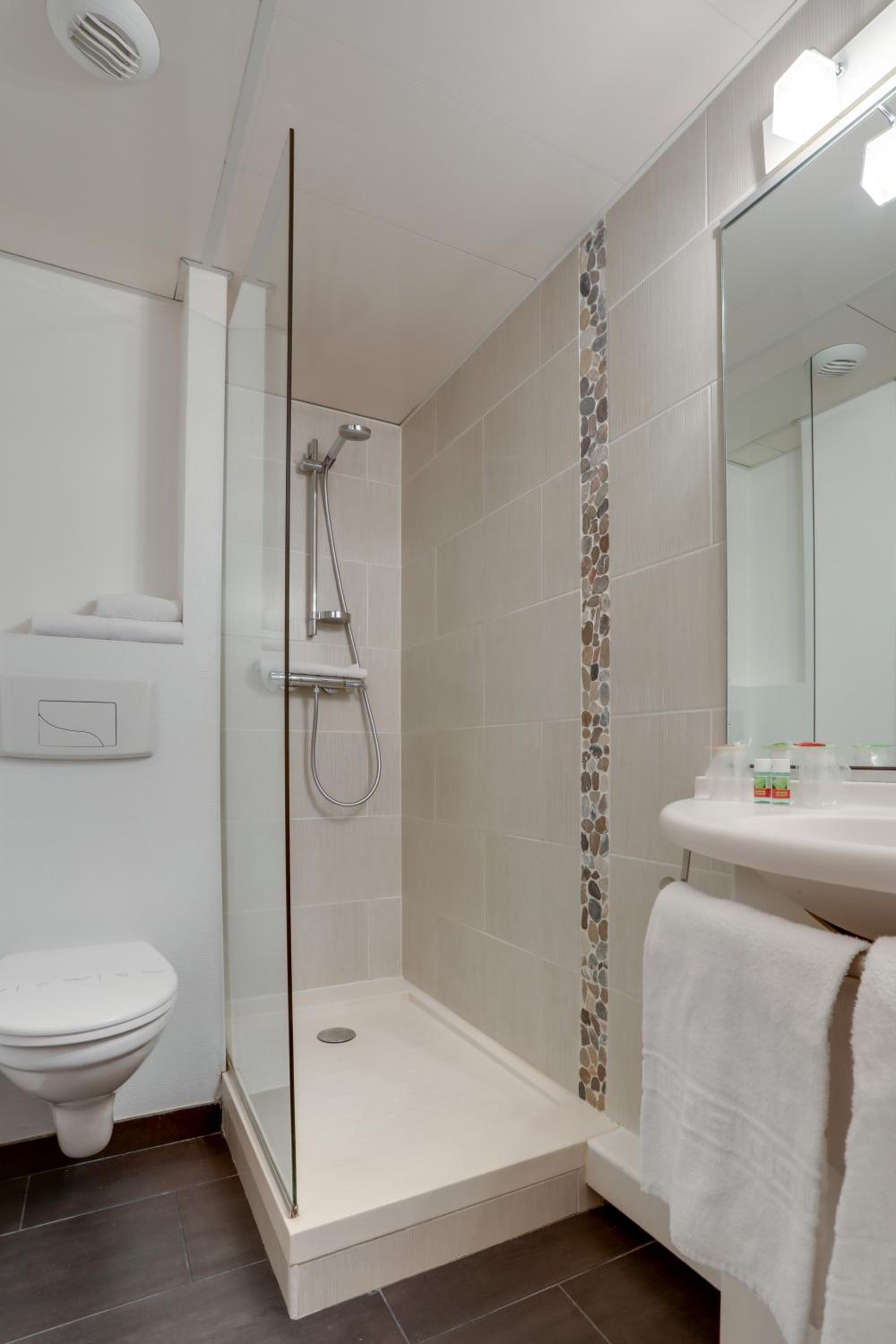 Double Room - Photo 2