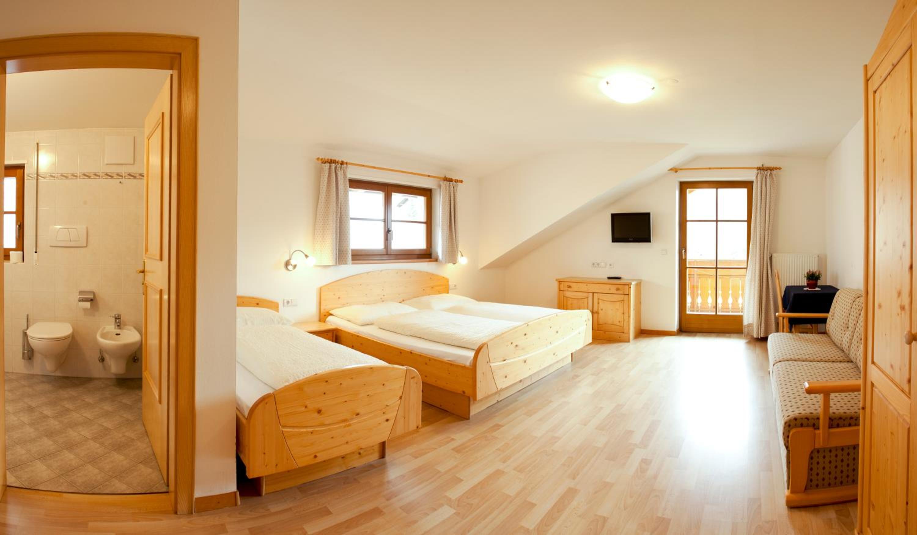 Triple Room with Balcony