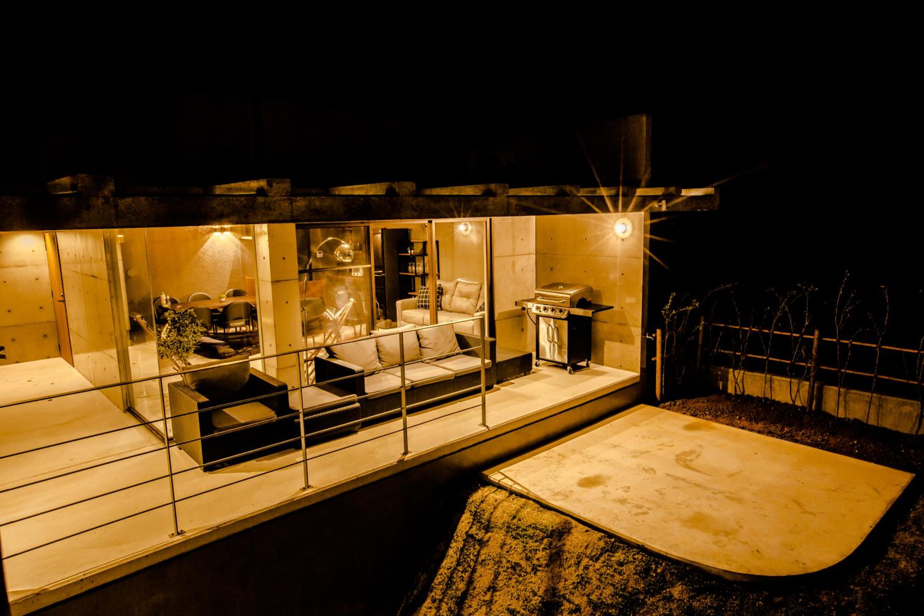 Two-Bedroom Villa - Photo 2