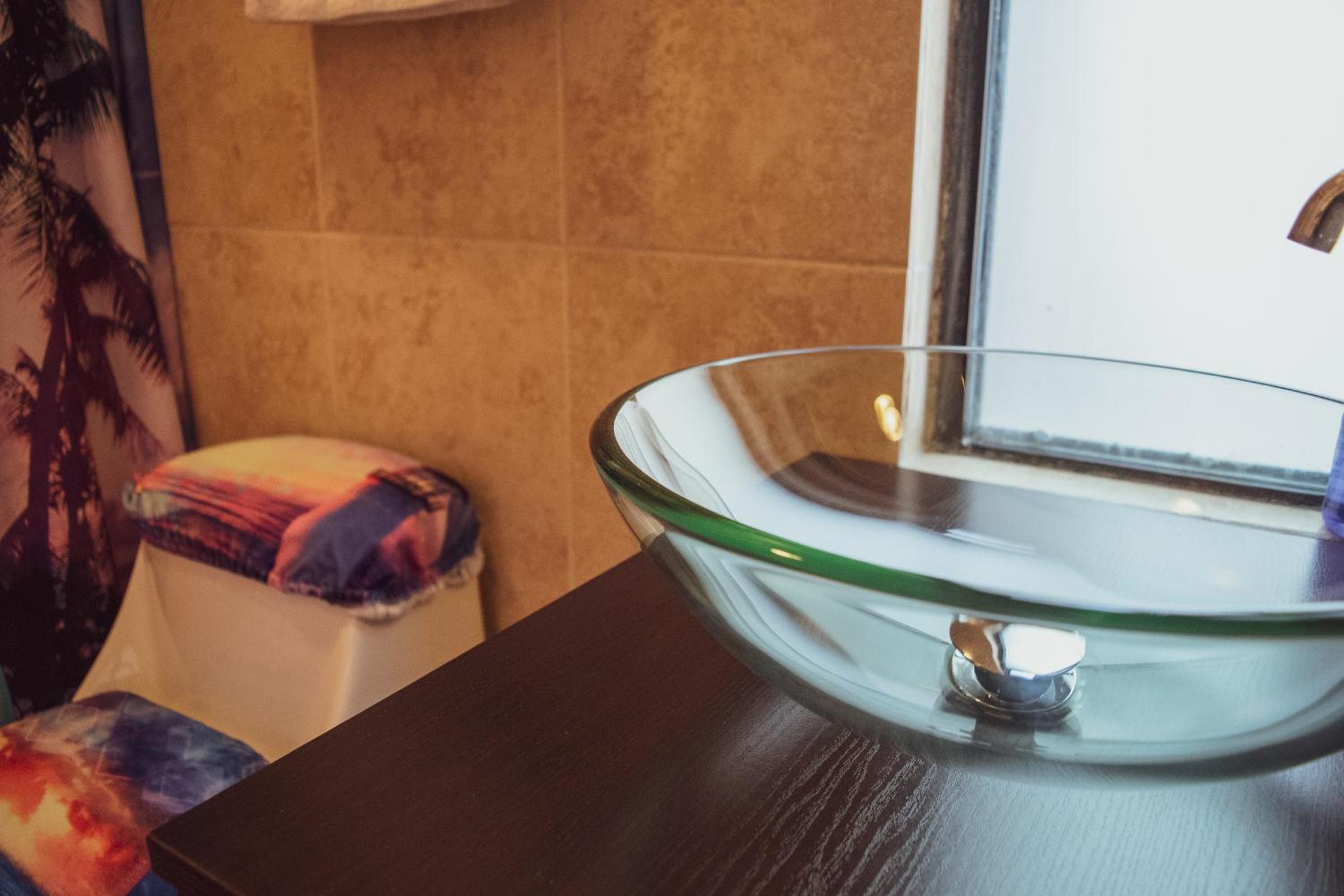 Double Room with Private Bathroom - Photo 4
