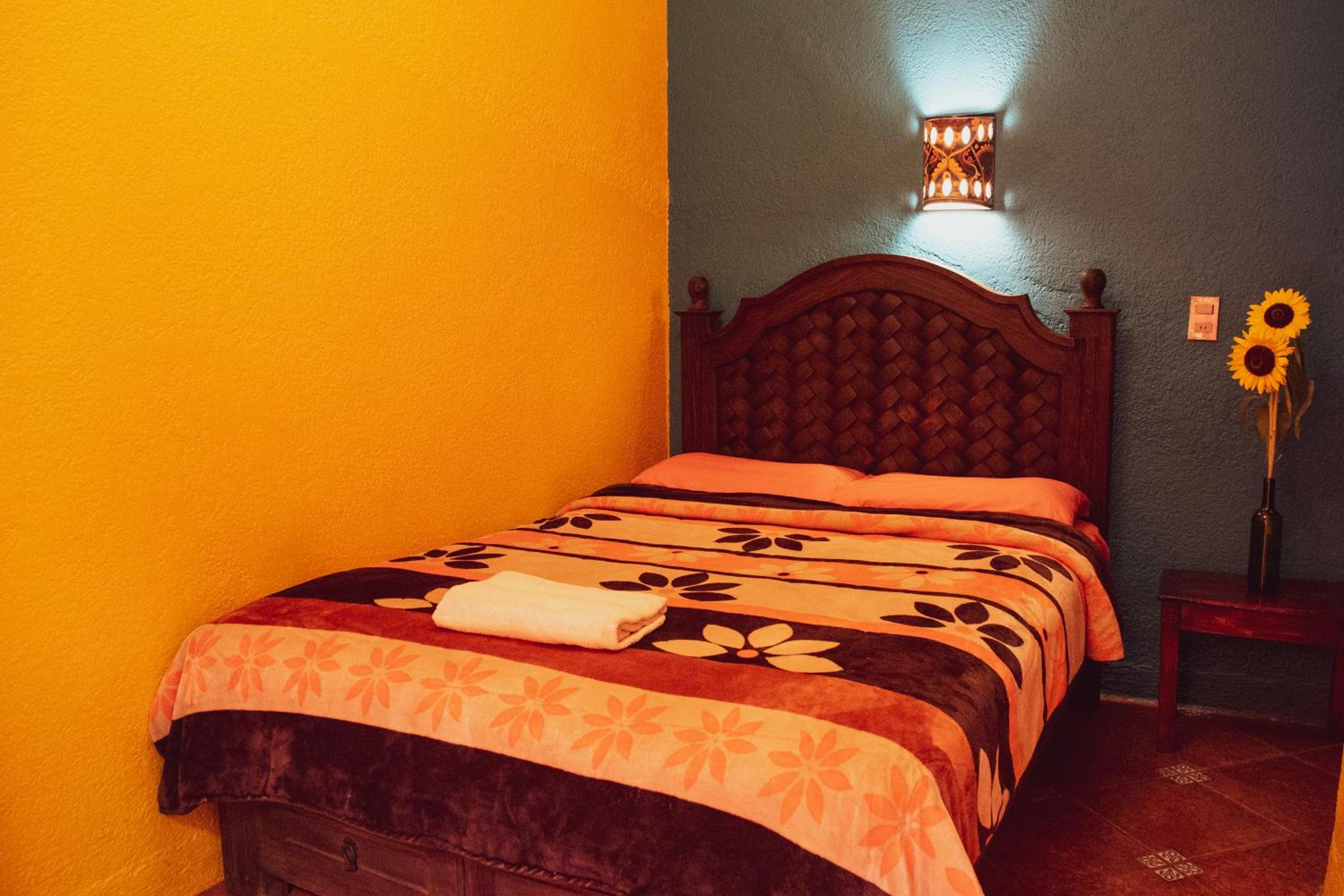 Double Room with Private Bathroom - Photo 1