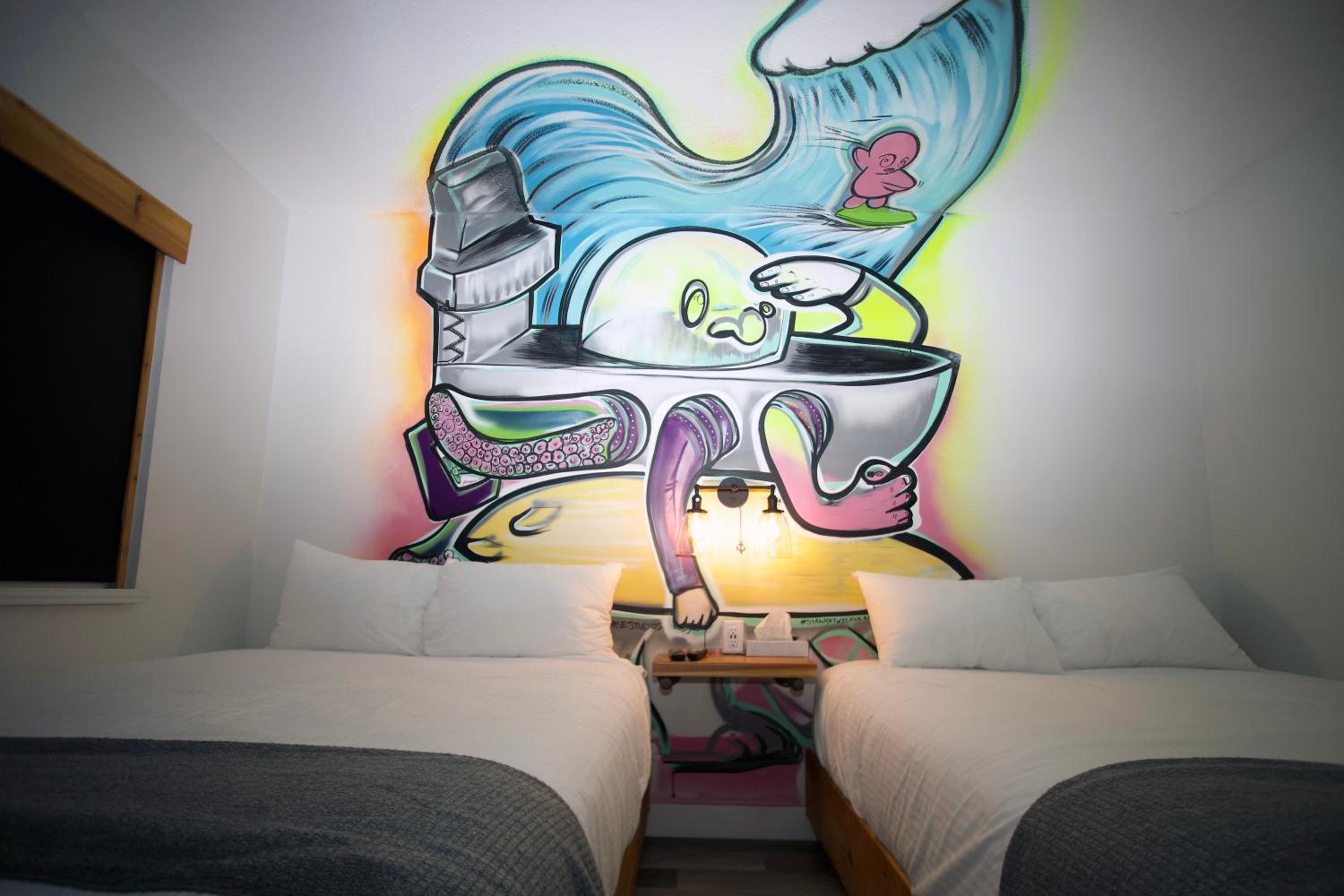 Standard Room, 2 Queen Beds (Above LOUD Pub) - Photo 3