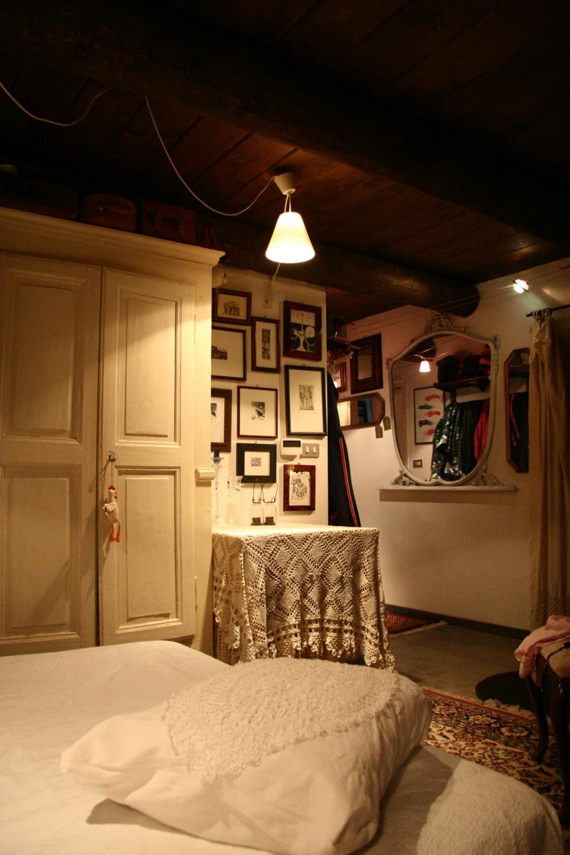Double Room with Private Bathroom photo 2