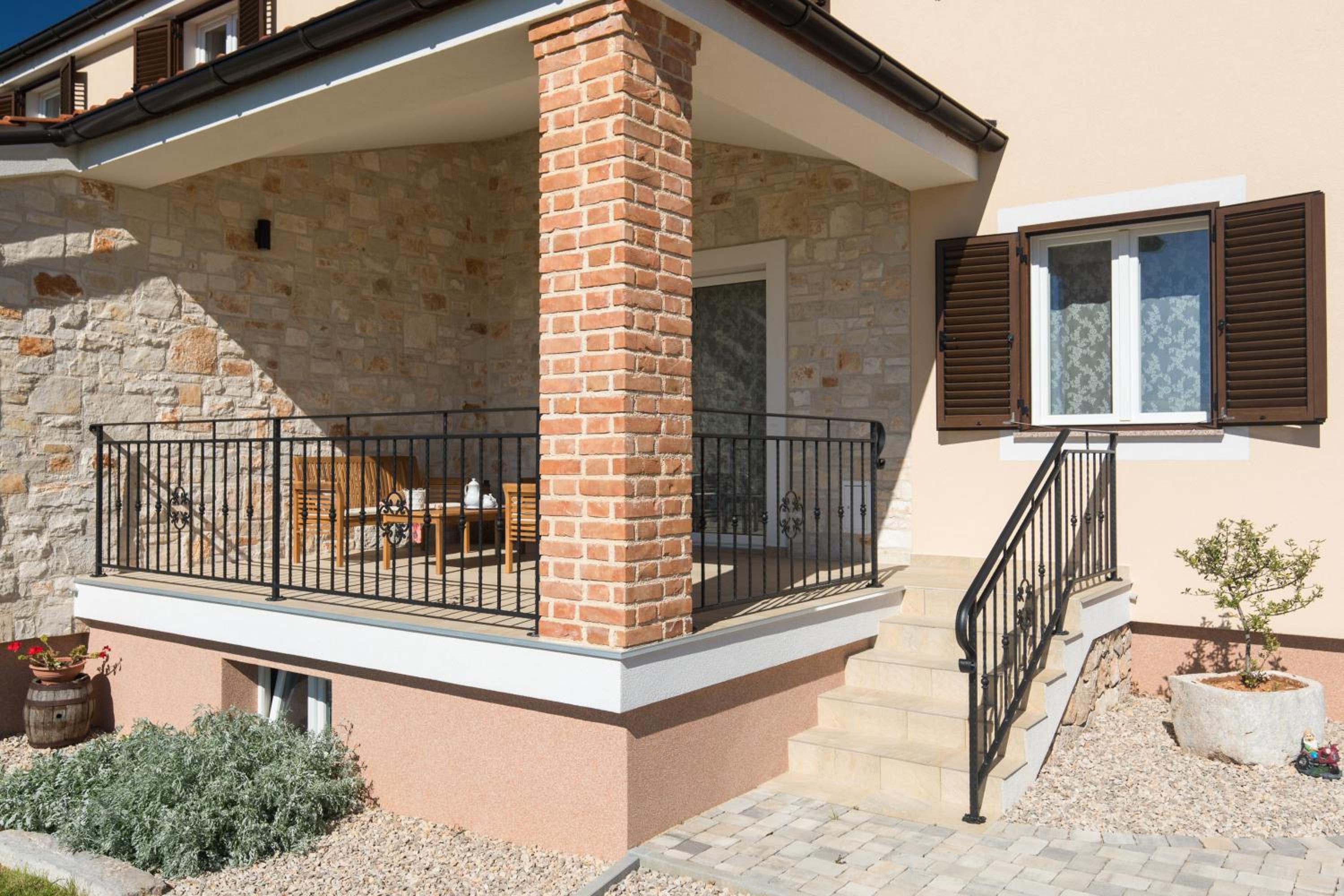 Three-Bedroom Villa photo 2