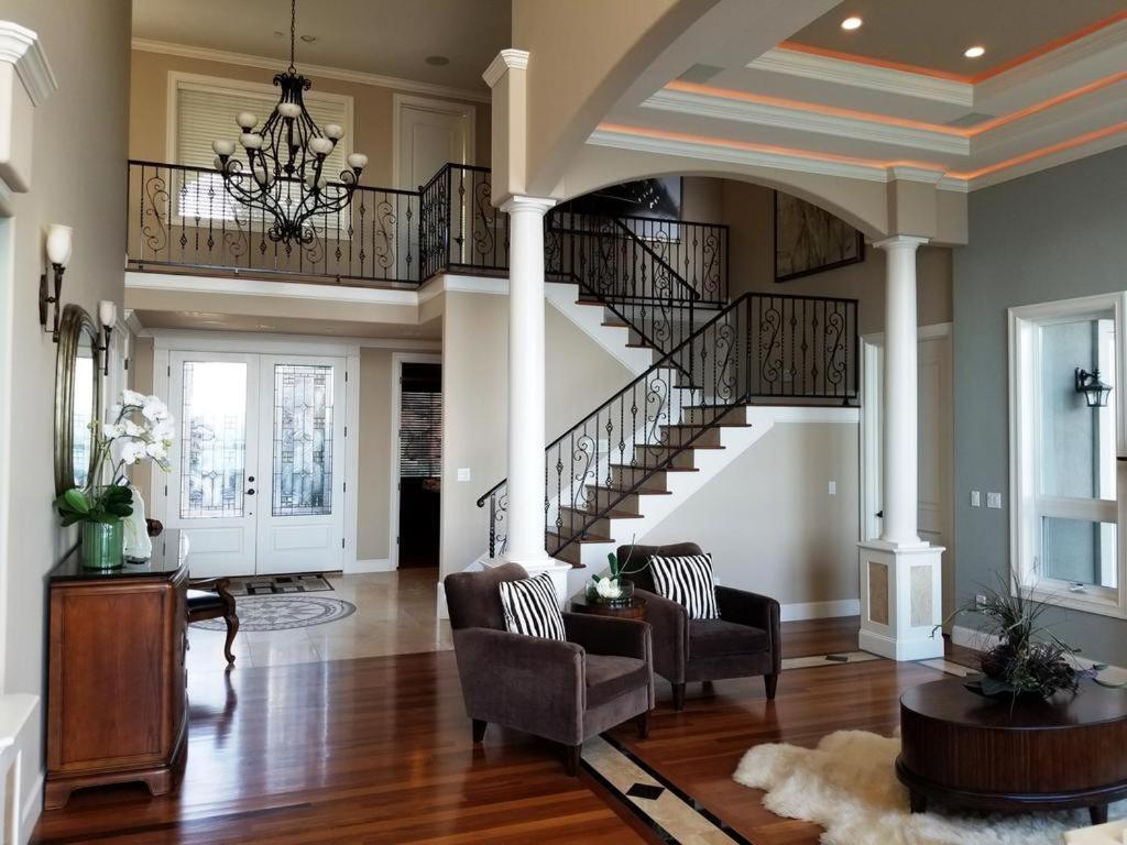 Queen Room with Ocean View - Photo 1