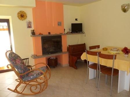 Apartment - Split Level photo 3