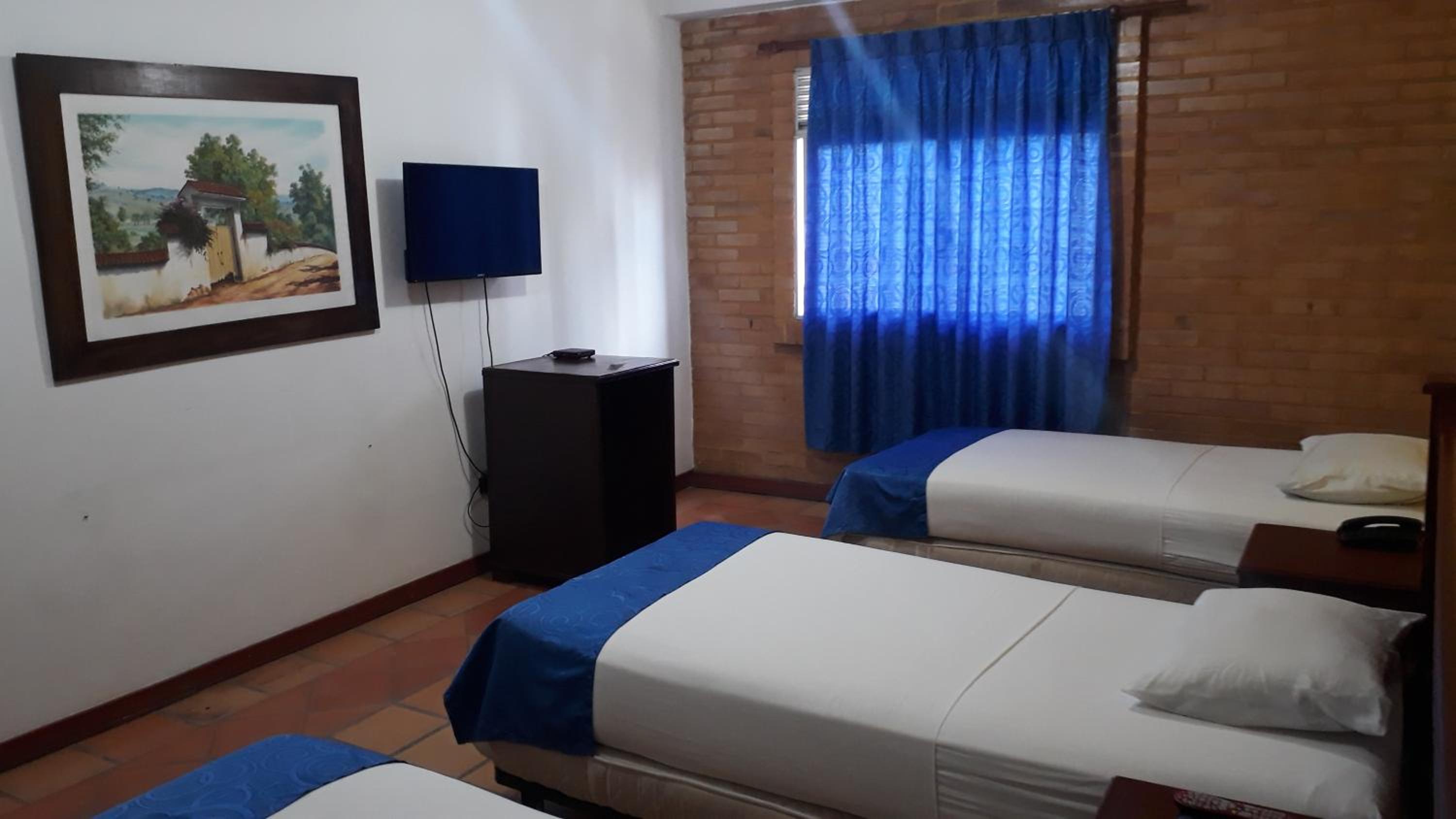 Basic Triple Room