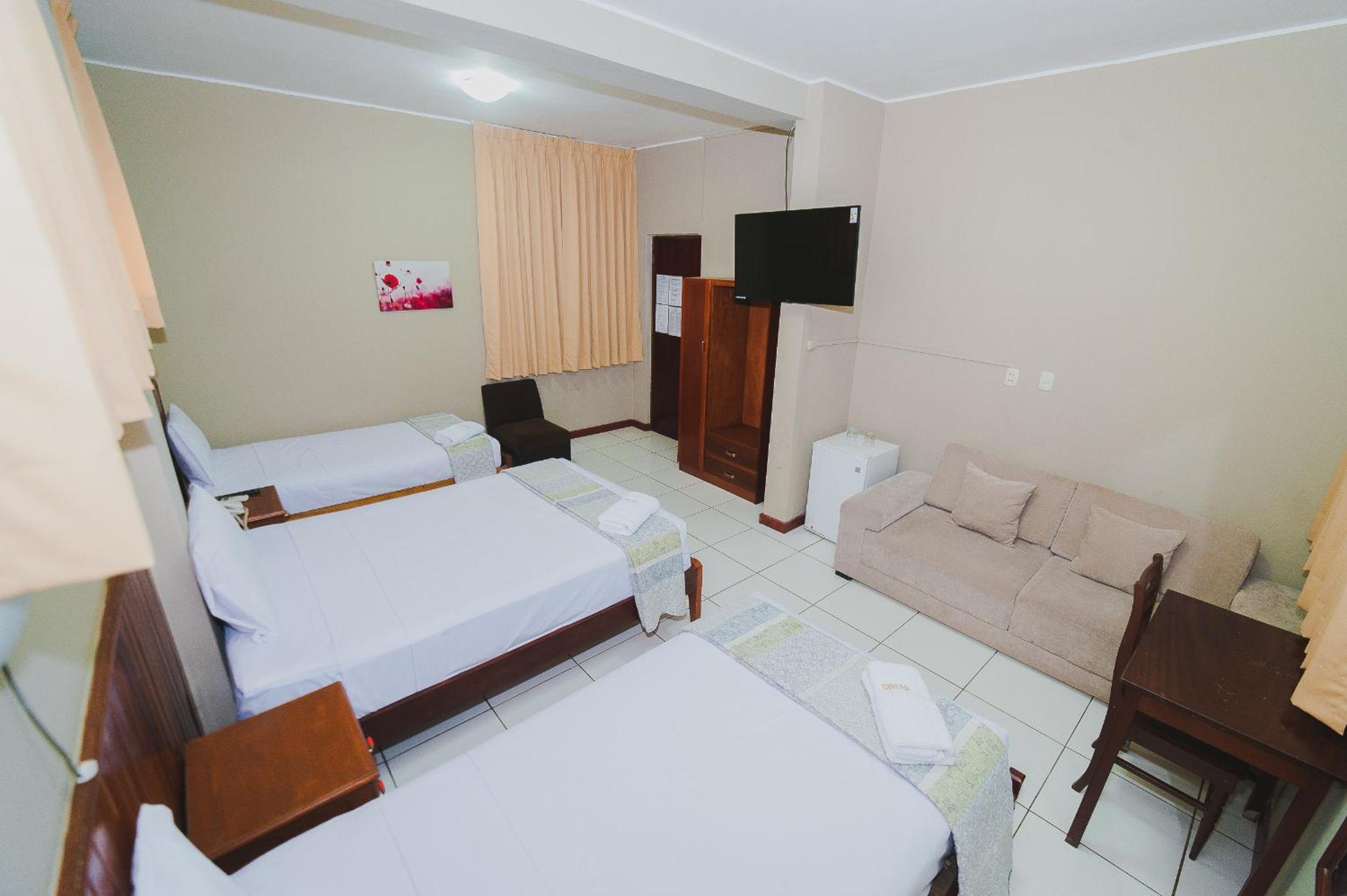 Triple Room with Private Bathroom photo 2