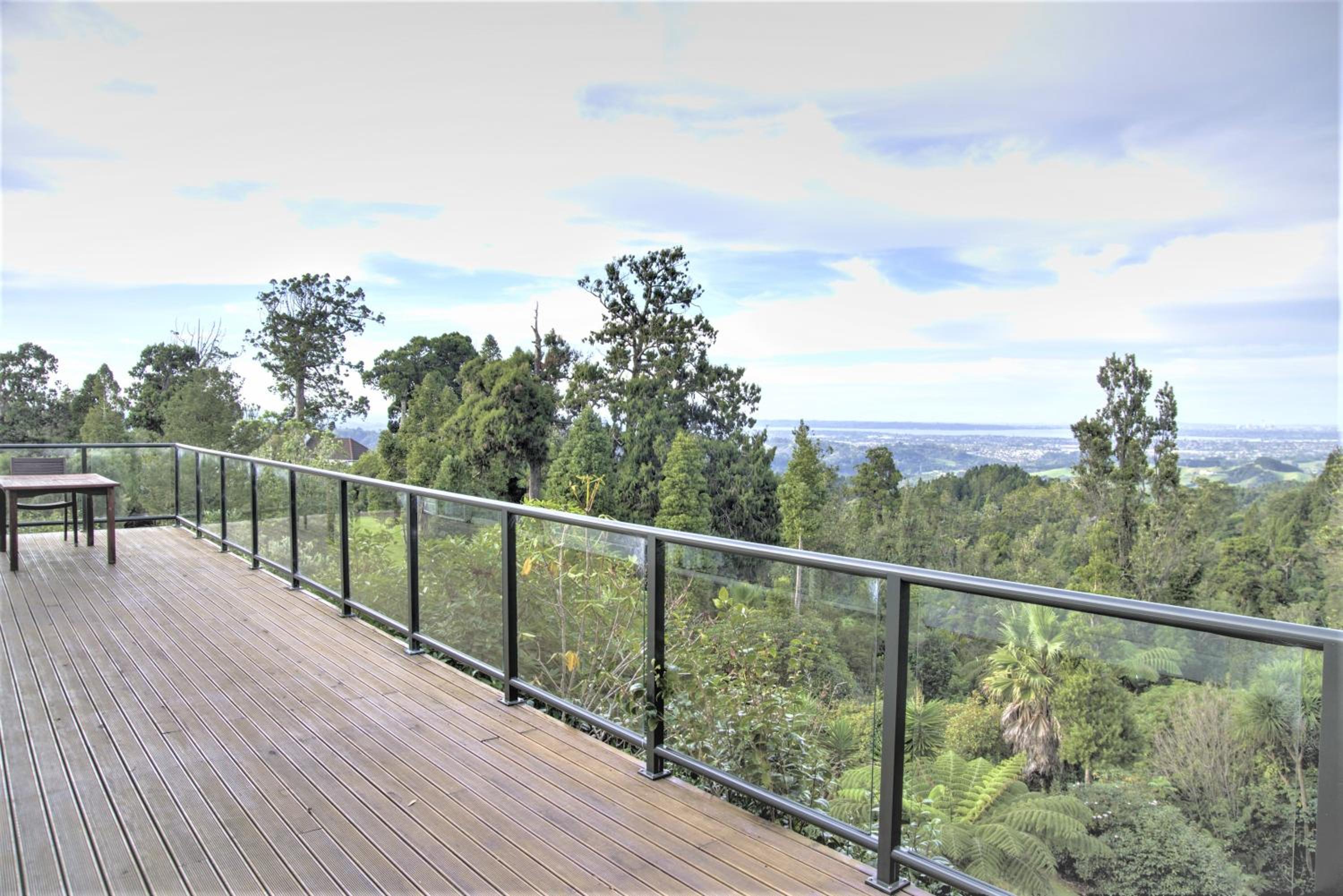 Luxury Gate Villa - Photo 2