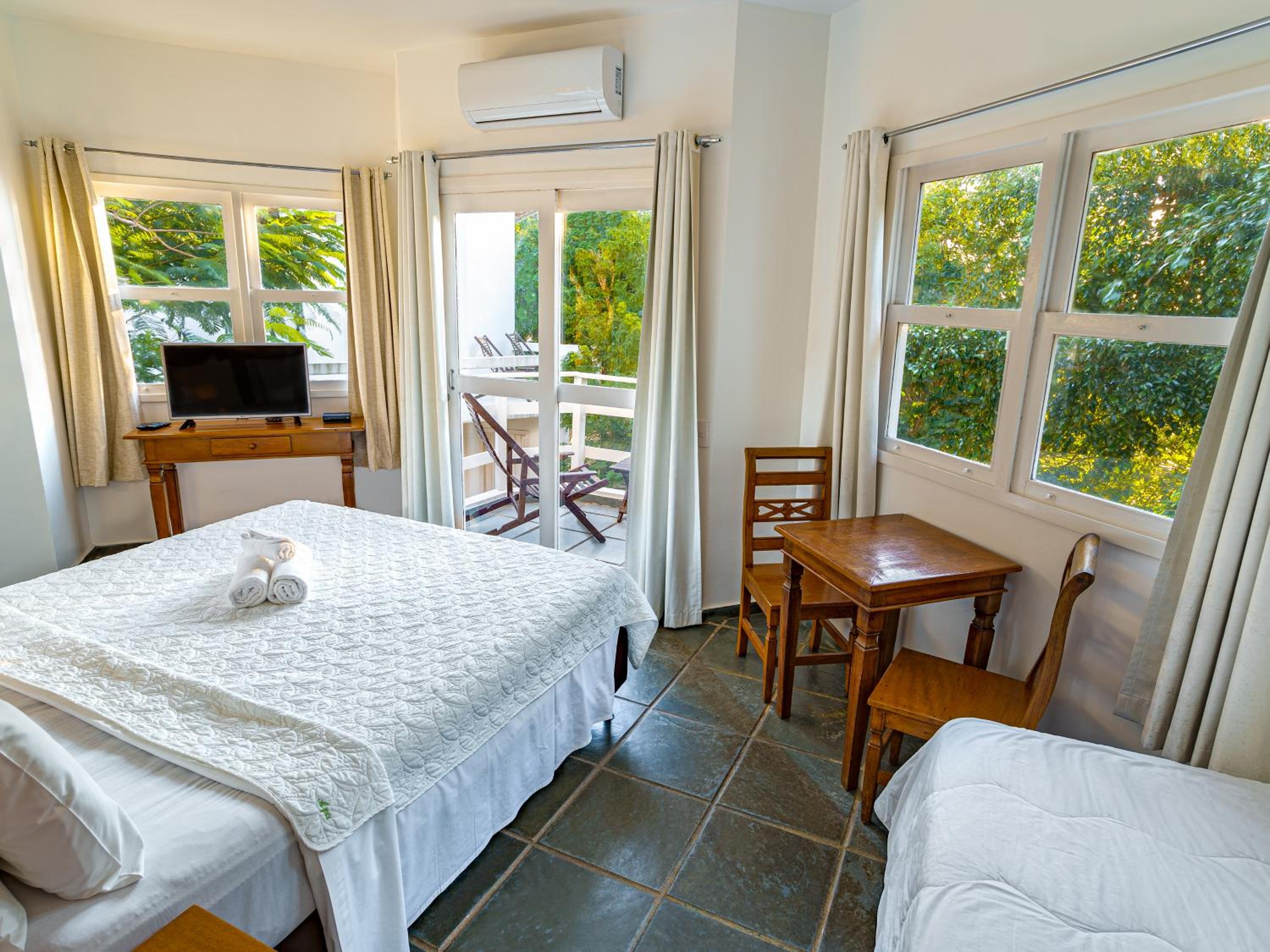 Standard Triple Room - Photo 2