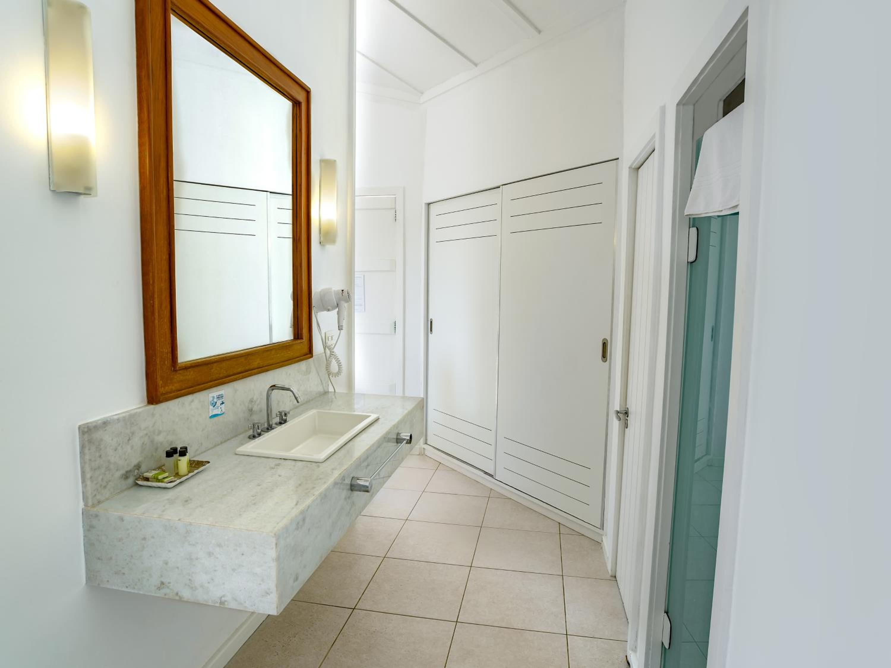 Standard Triple Room - Photo 3