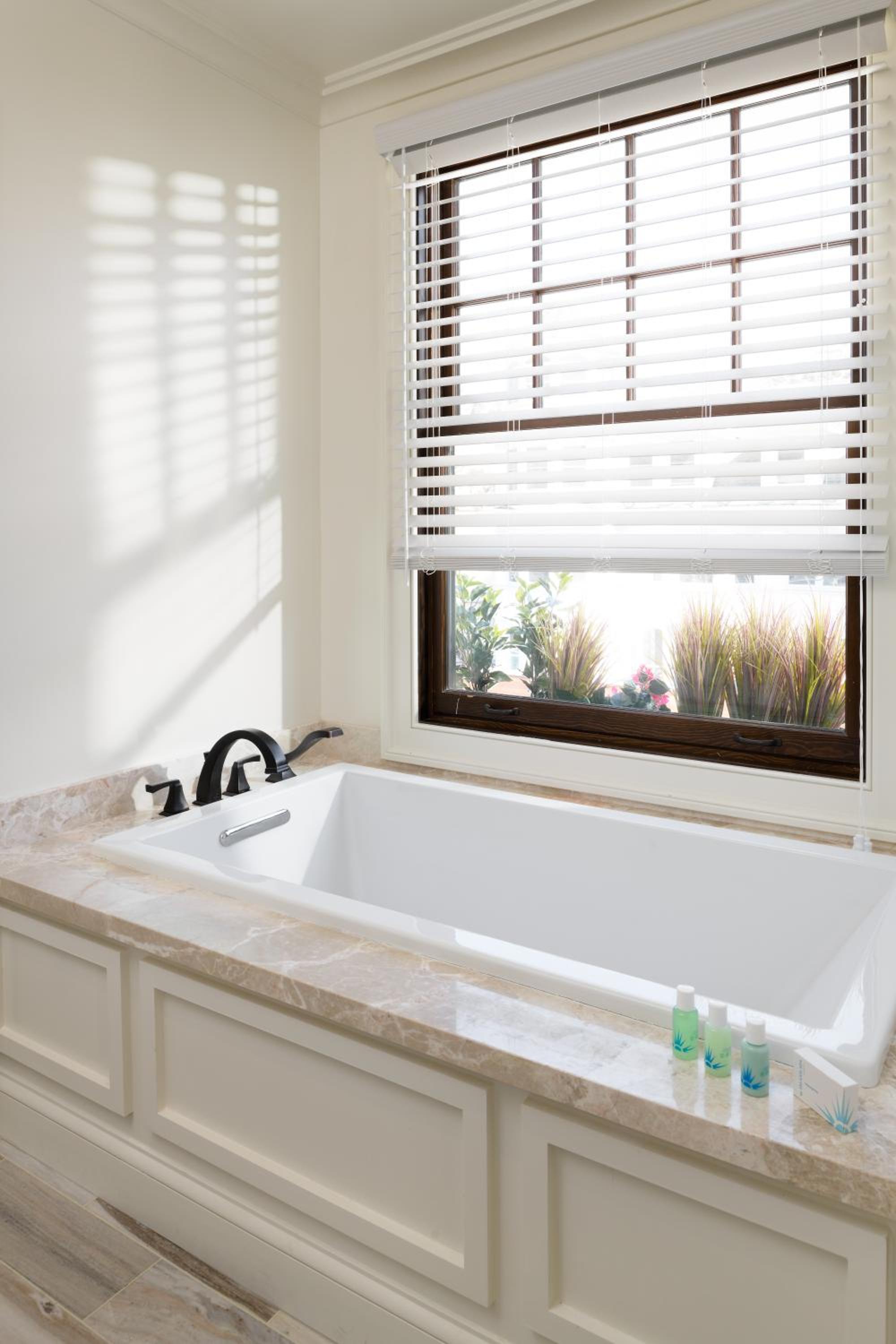 William Suite photo 3