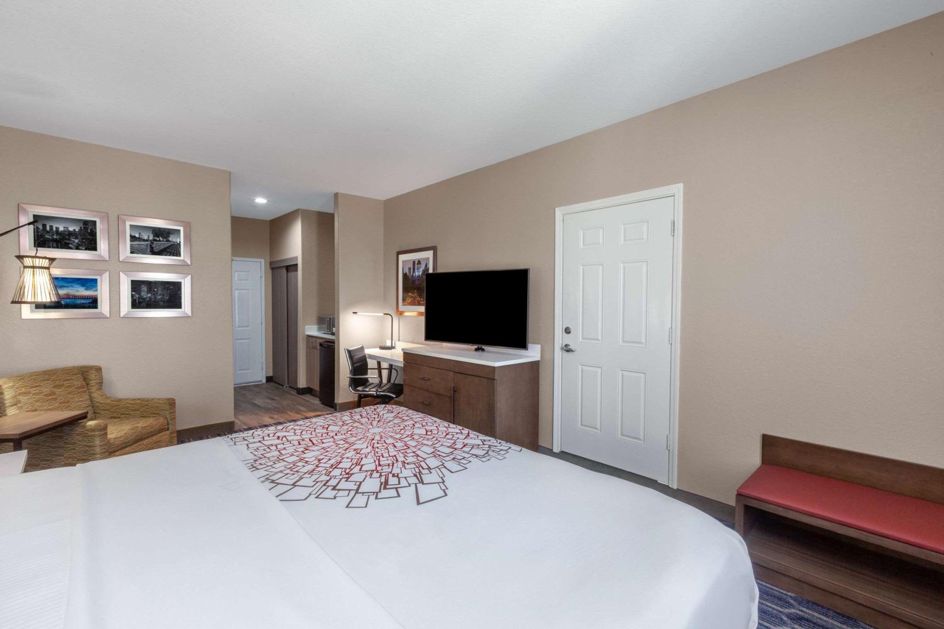 Standard King Room - Photo 1