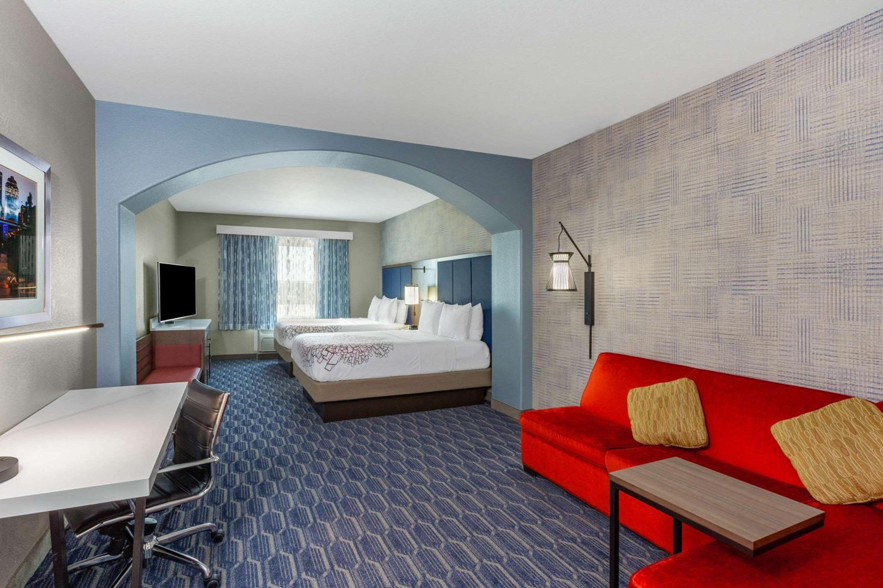 Deluxe Suite with Two Queen Beds - Non-Smoking - Photo 1