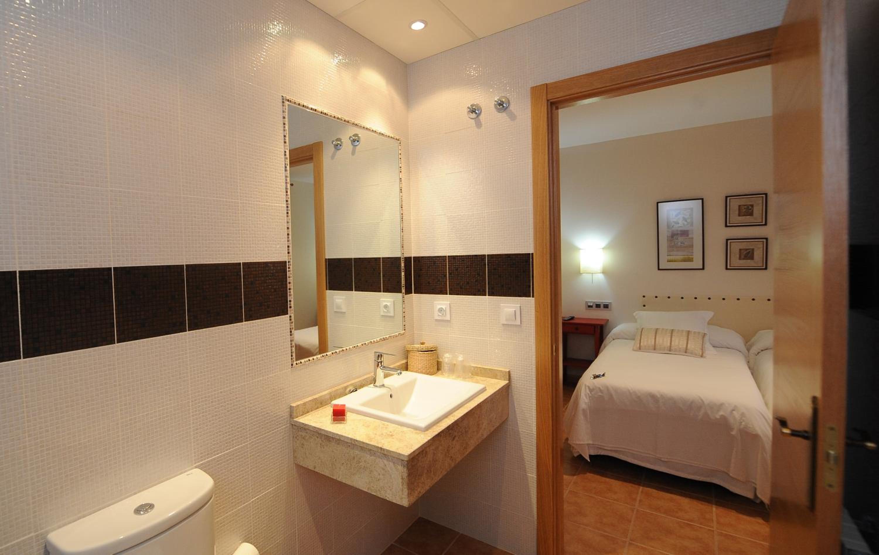 Double or Twin Room photo 2