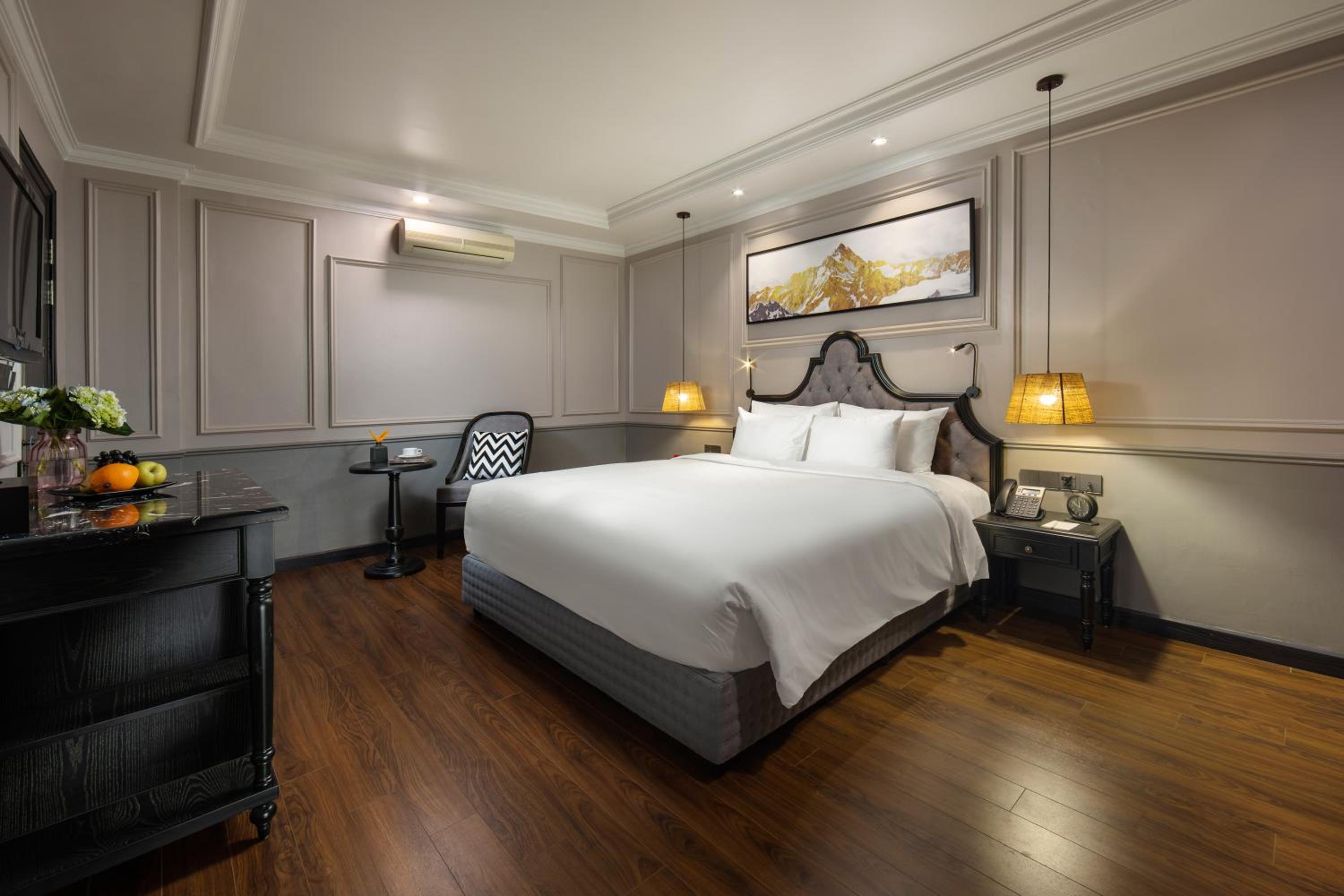 Deluxe Double or Twin Room