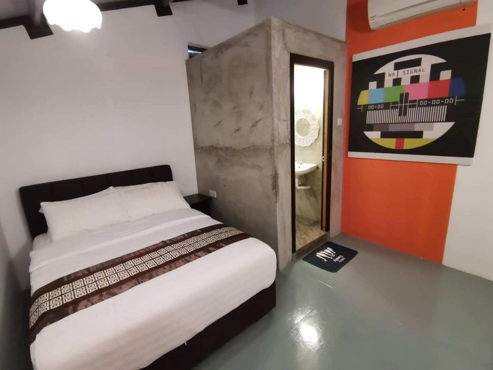 Queen Room