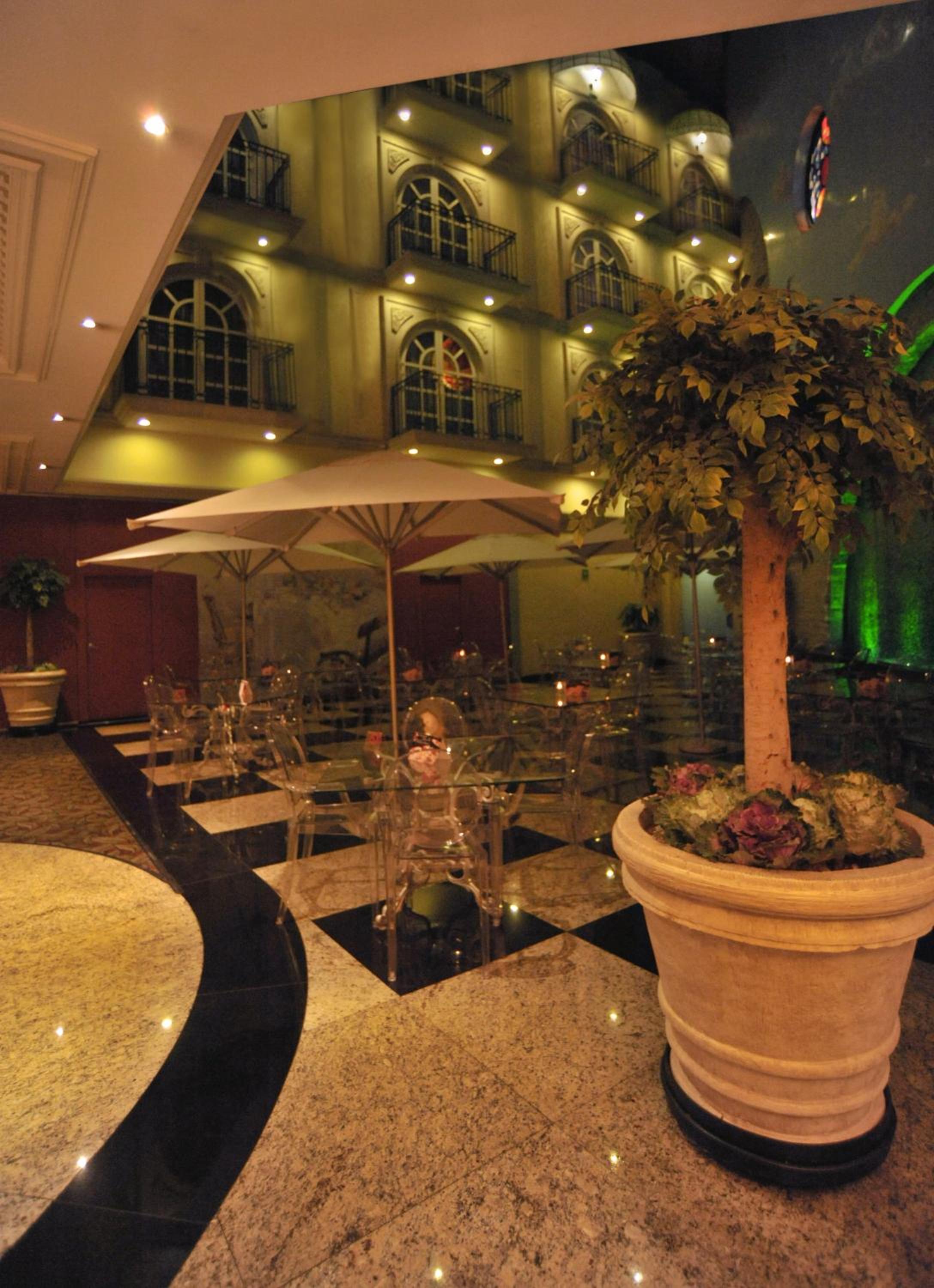 Deluxe Suite photo 3