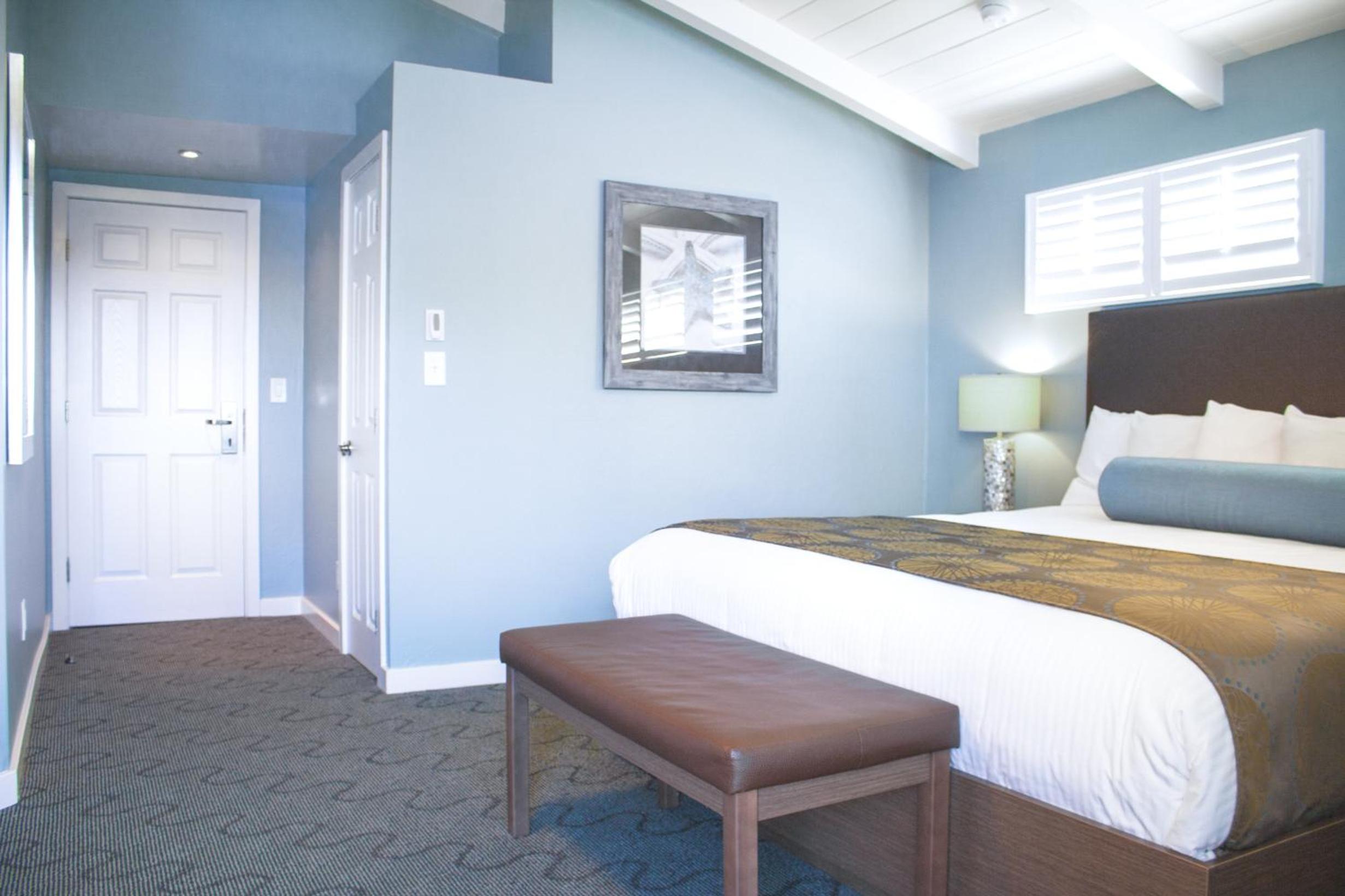 Captains Quarters (12), Ocean View King - No Pets - Photo 1